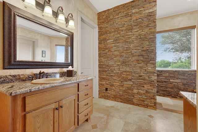 MLS #20967194 image #24