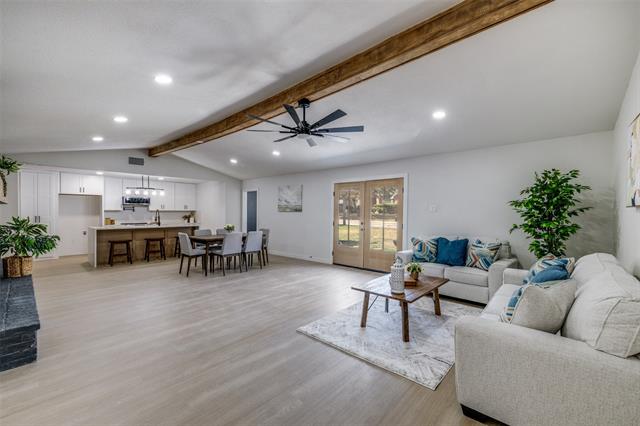 MLS #21046928 image #1