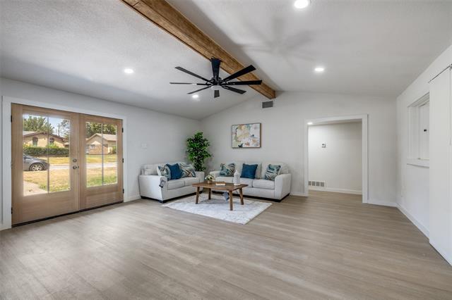 MLS #21046928 image #2