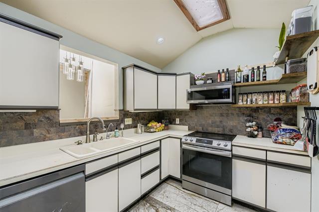 MLS #21050192 image #3