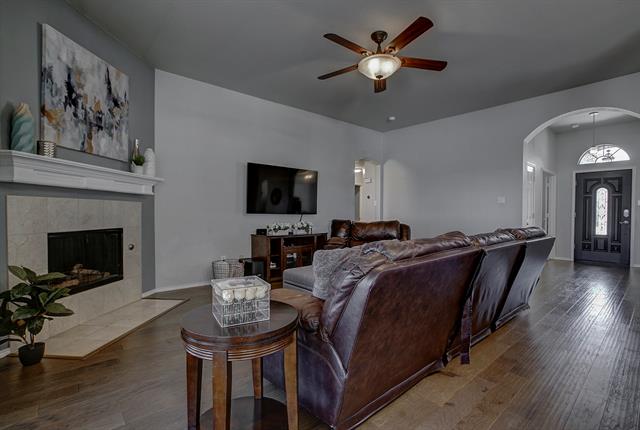 MLS #21070037 image #1