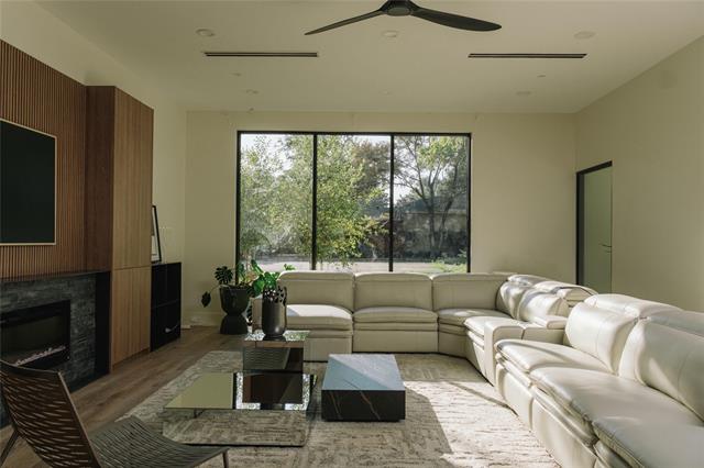 MLS #21105596 image #11