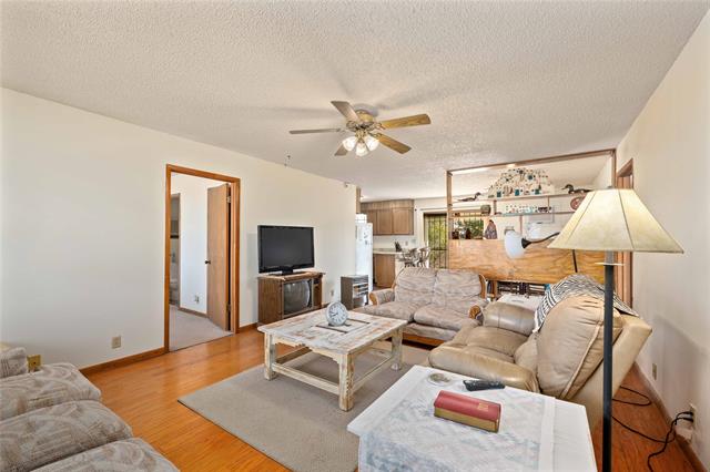 MLS #21112463 image #1