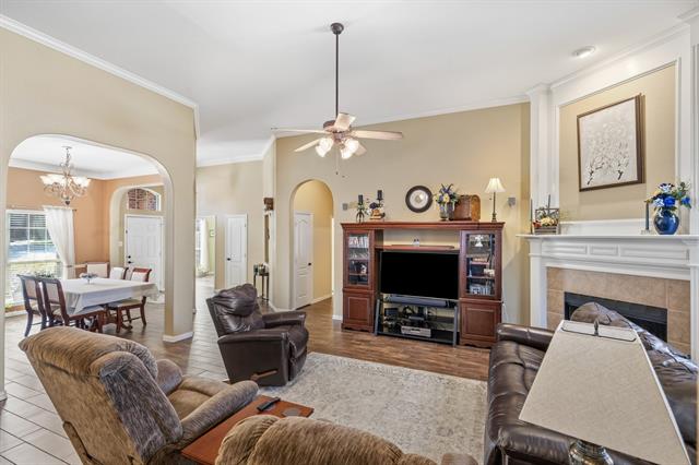 MLS #21142793 image #2