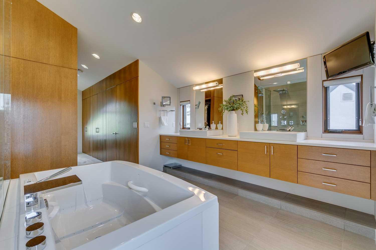 MLS #A2256811 image #30