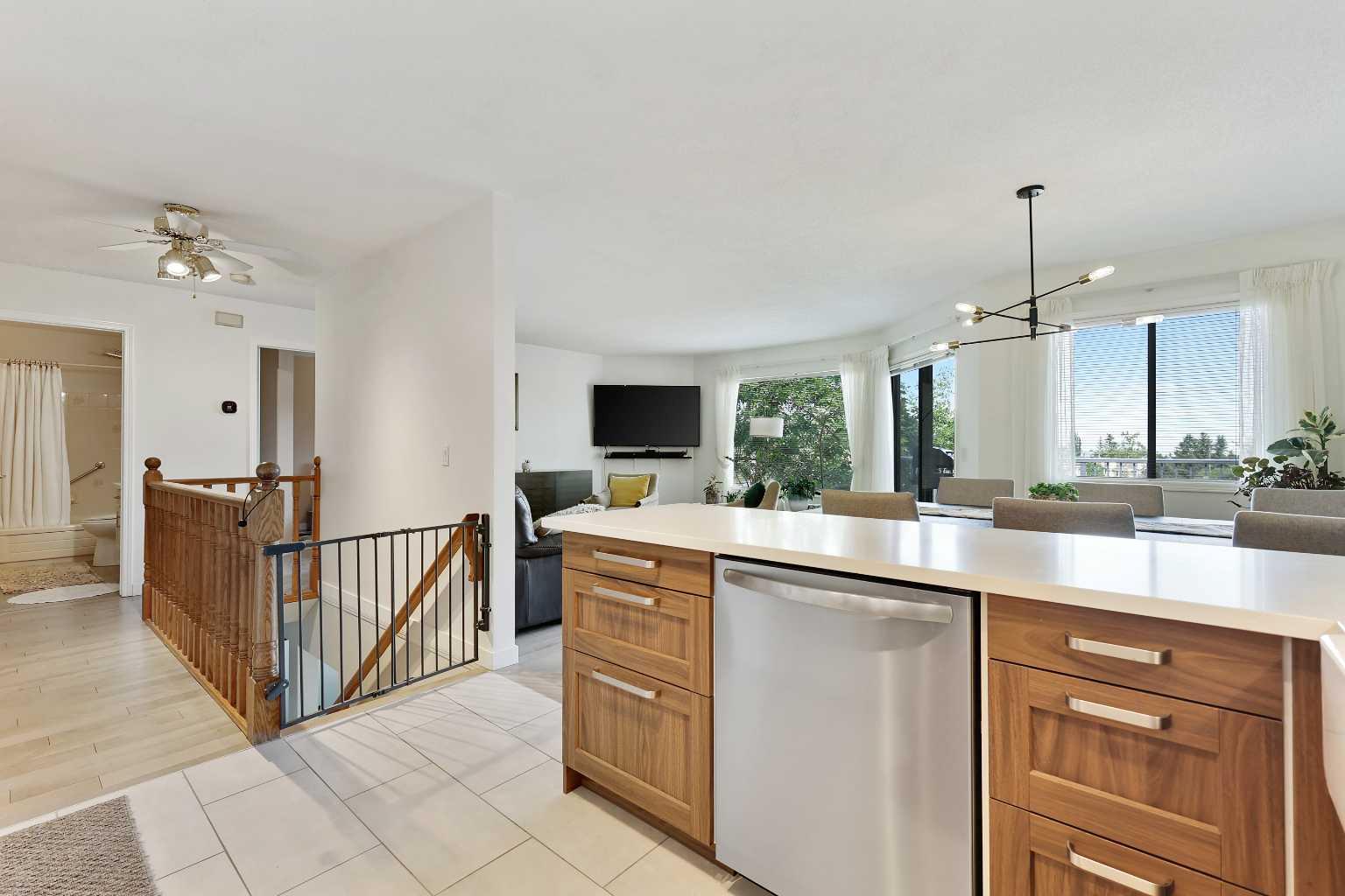 102, 1505 27 Avenue SW Calgary AB T2T 1G5 MLS #A2267497 broker reciprocity