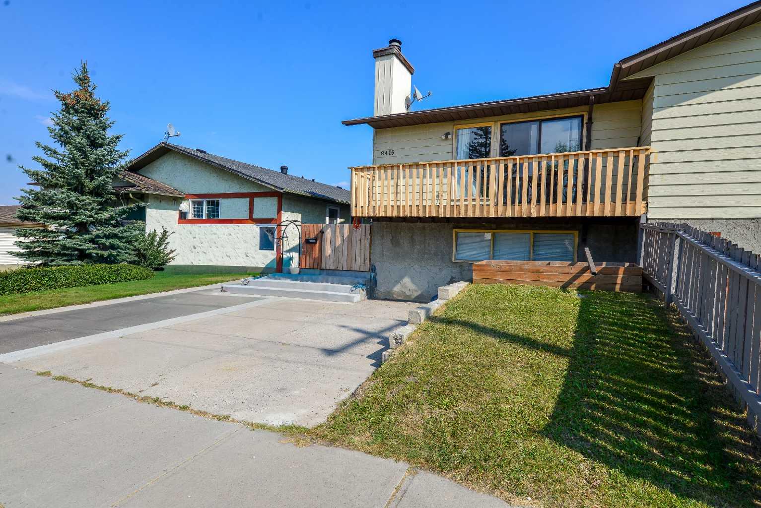 8416 Centre Street NE Calgary AB T3K 1Y1 MLS #A2267251 MLS #A2267251 image #0