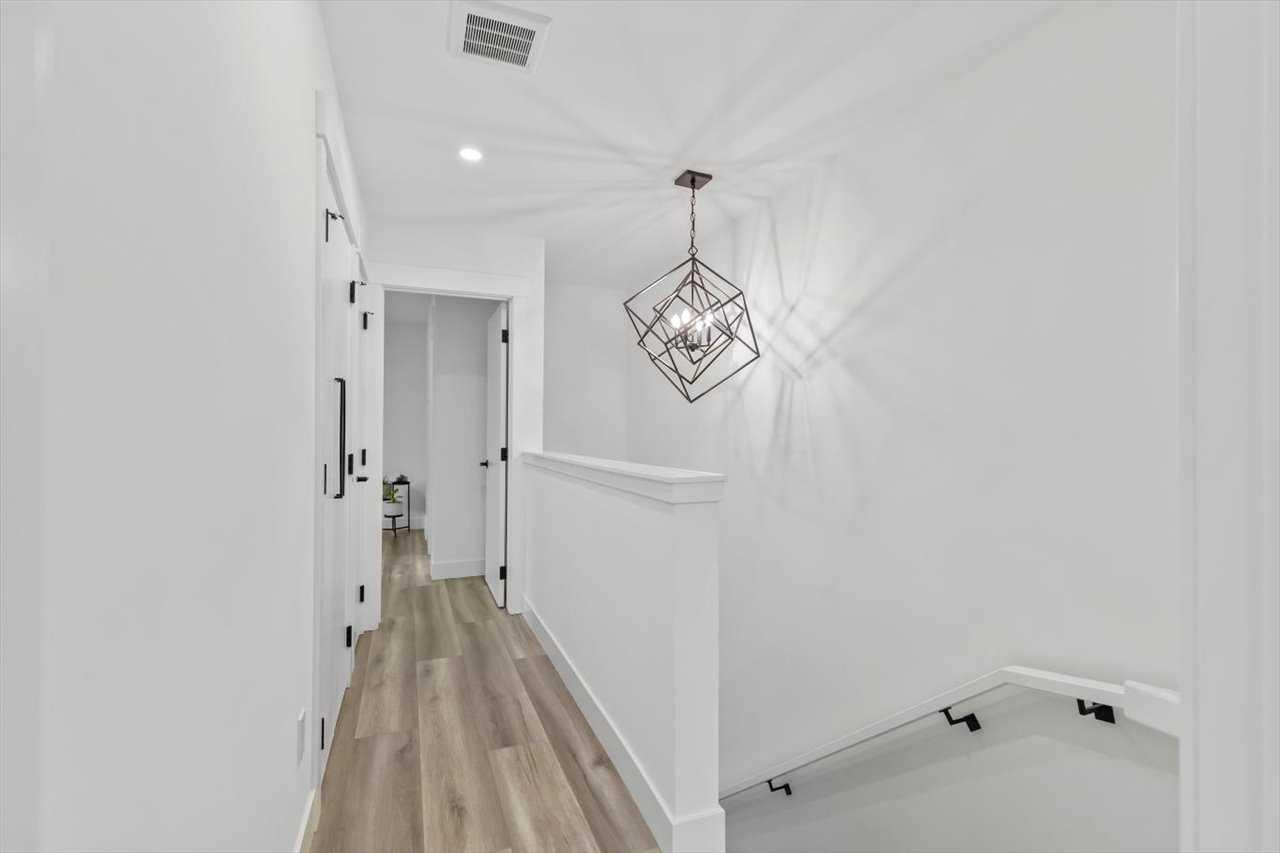 MLS #A2272354 image #30