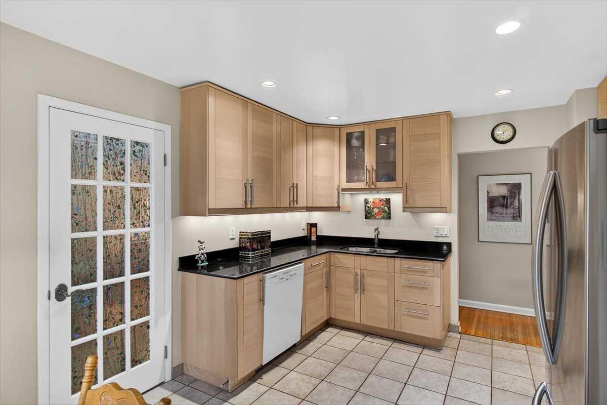 MLS #A2272557 image #14