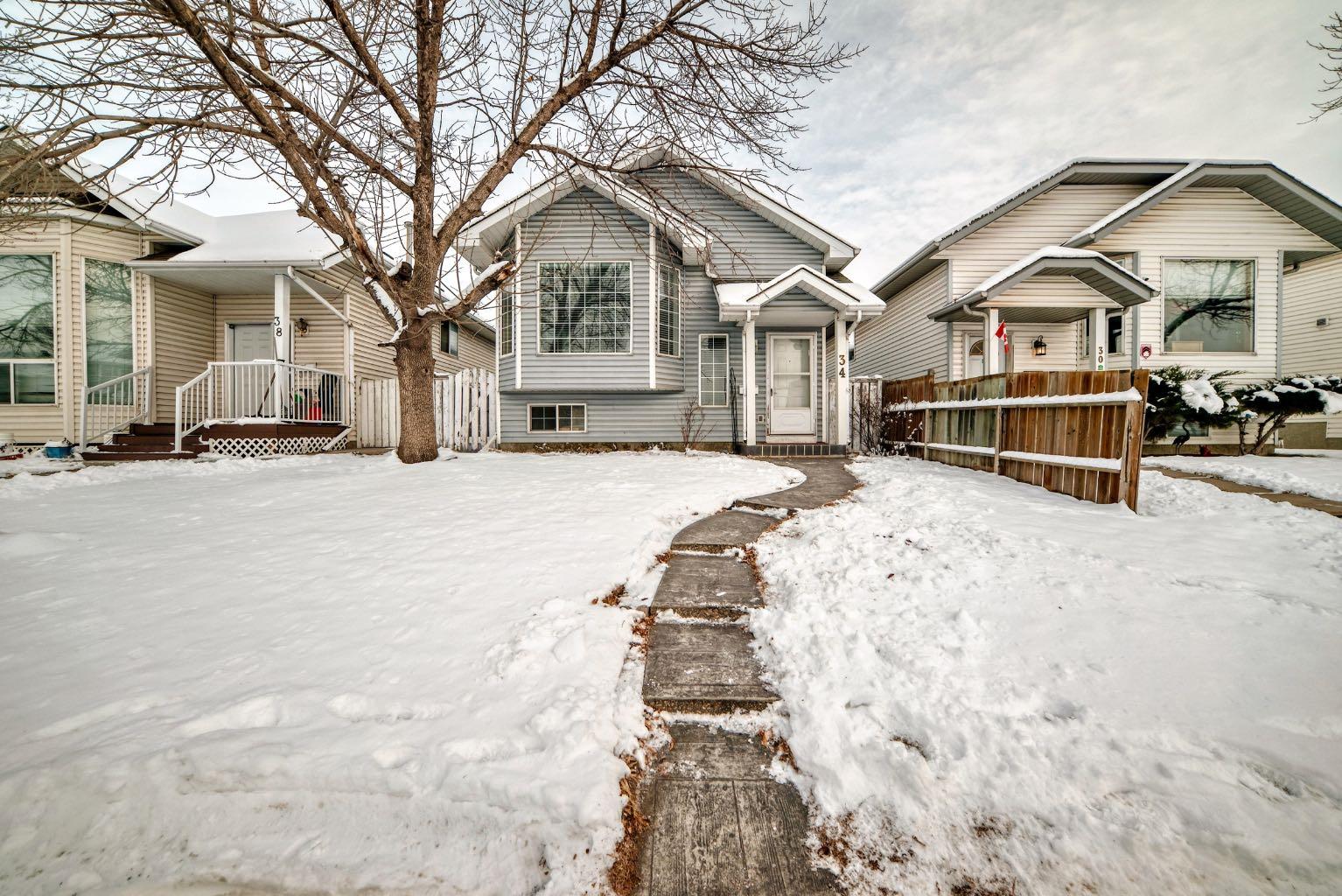 34 ERIN MEADOWS Close SE Calgary AB T2B 3E4 MLS #A2273056 MLS #A2273056 image #0