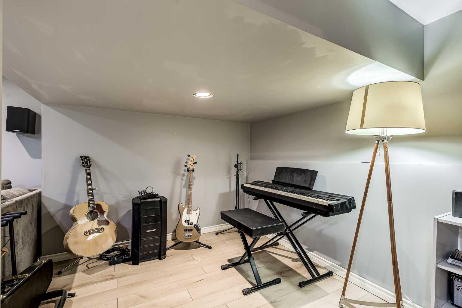 MLS #A2273950 image #30