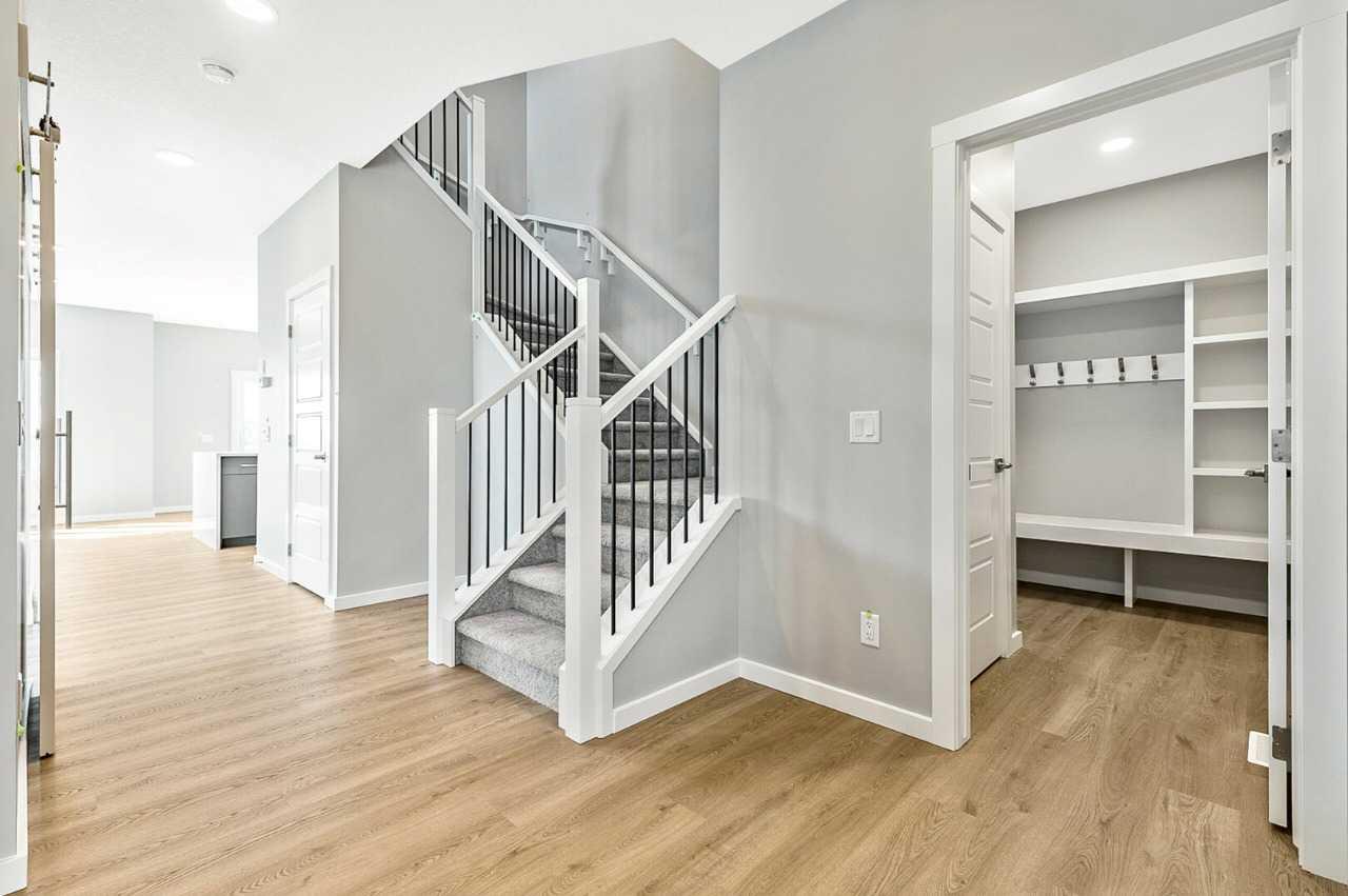 MLS #A2275658 image #2