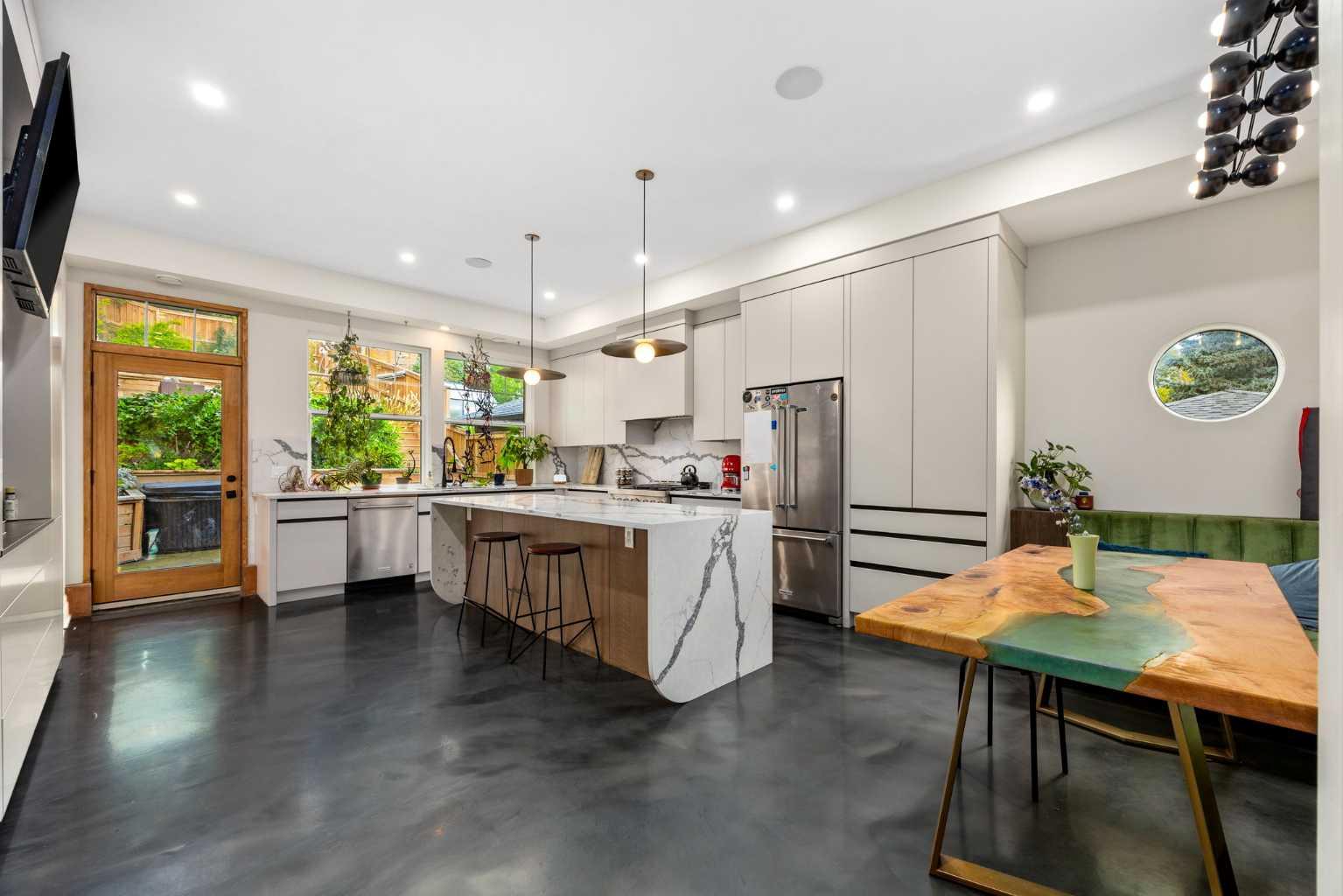 MLS #A2278956 image #10