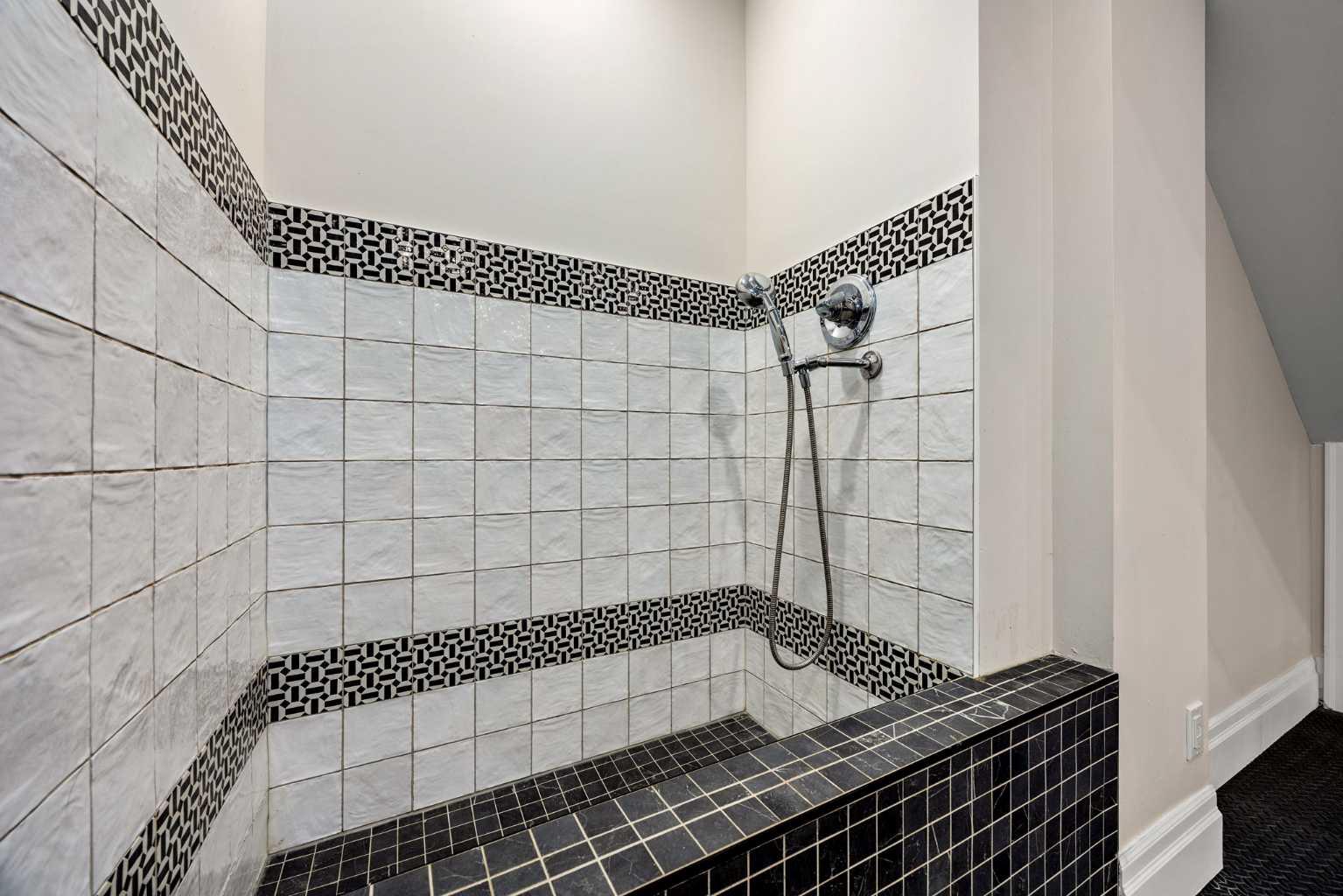 MLS #A2278956 image #35