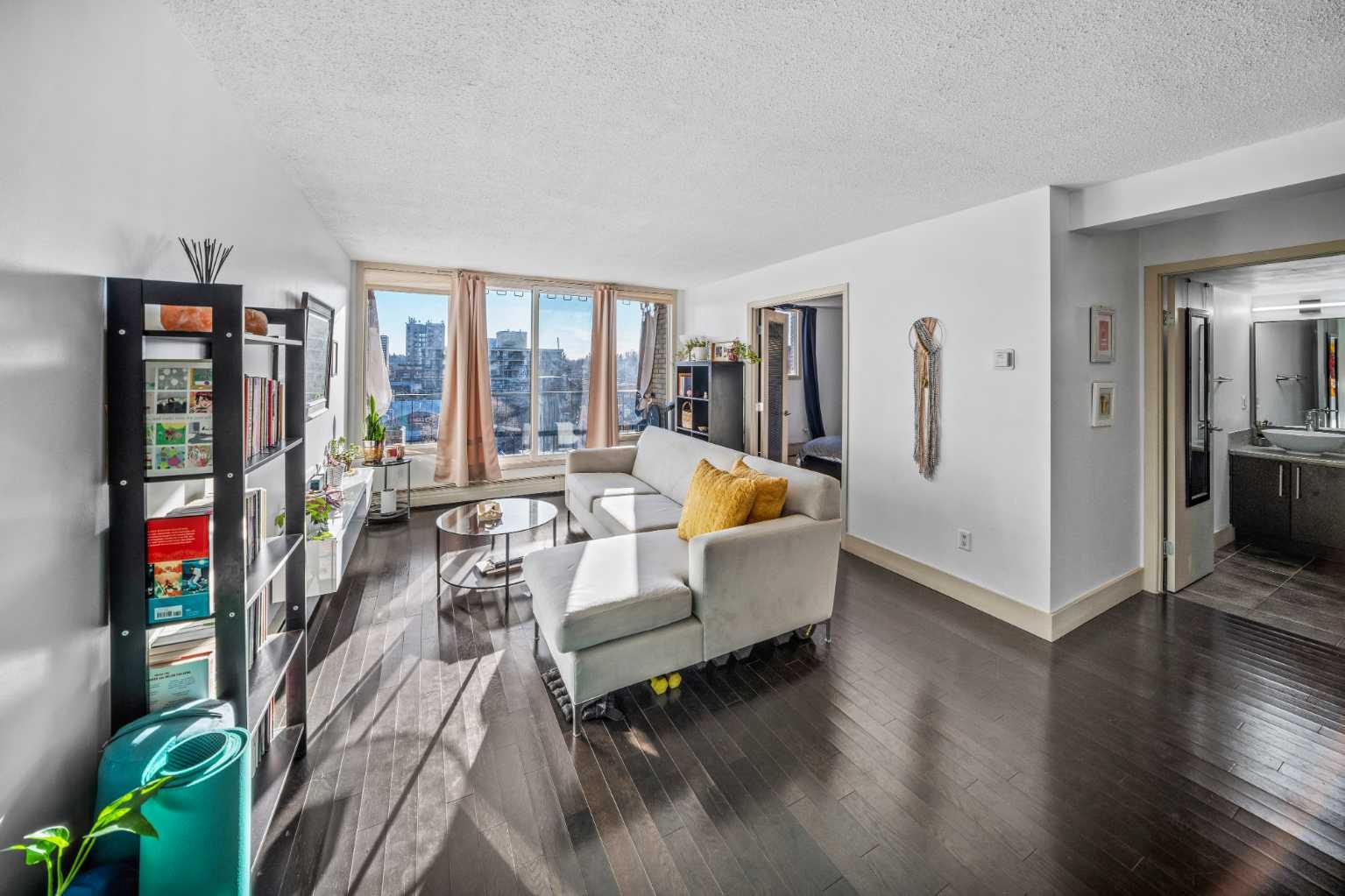 MLS #A2279996 image #0