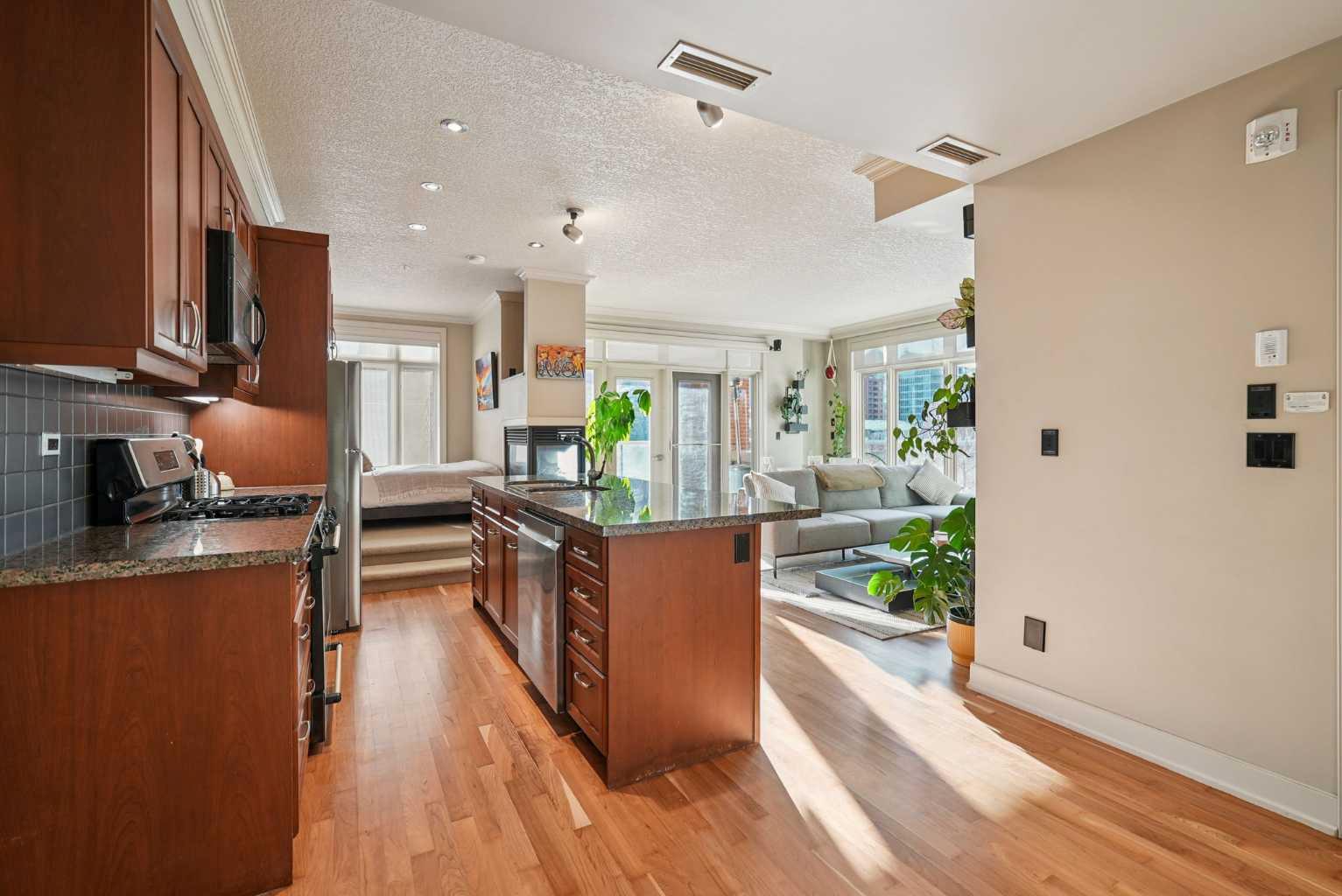 MLS #A2280796 image #7