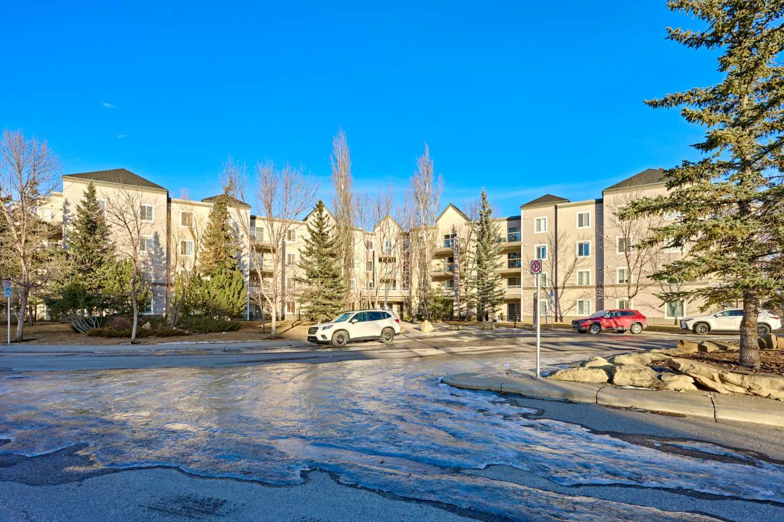 208, 4000 Somervale Court SW Calgary AB T2Y 4J3 MLS #A2280987 MLS #A2280987 image #0