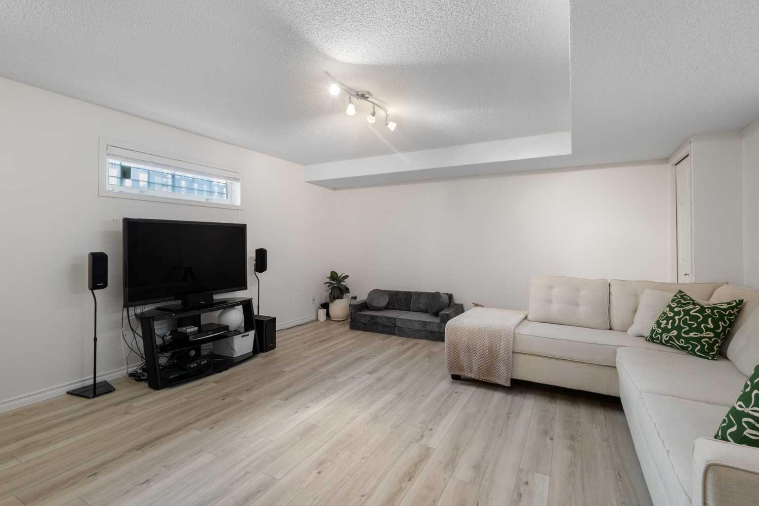 MLS #A2282675 image #32