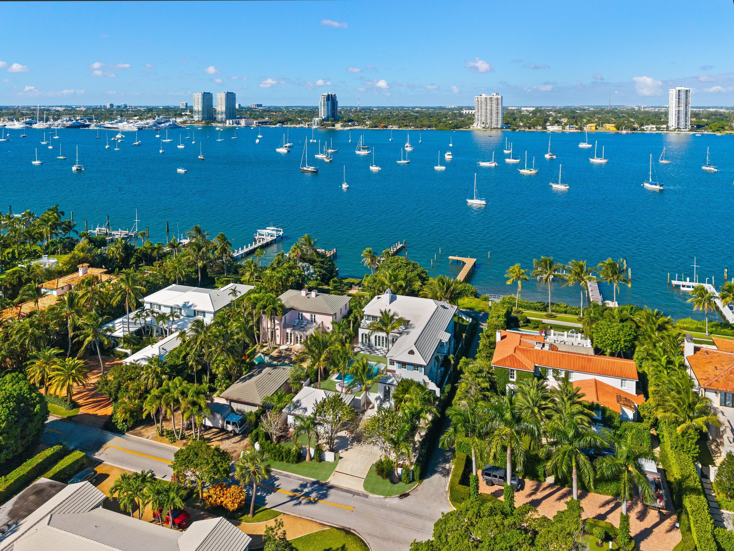 MLS #RX-11037070 image #1