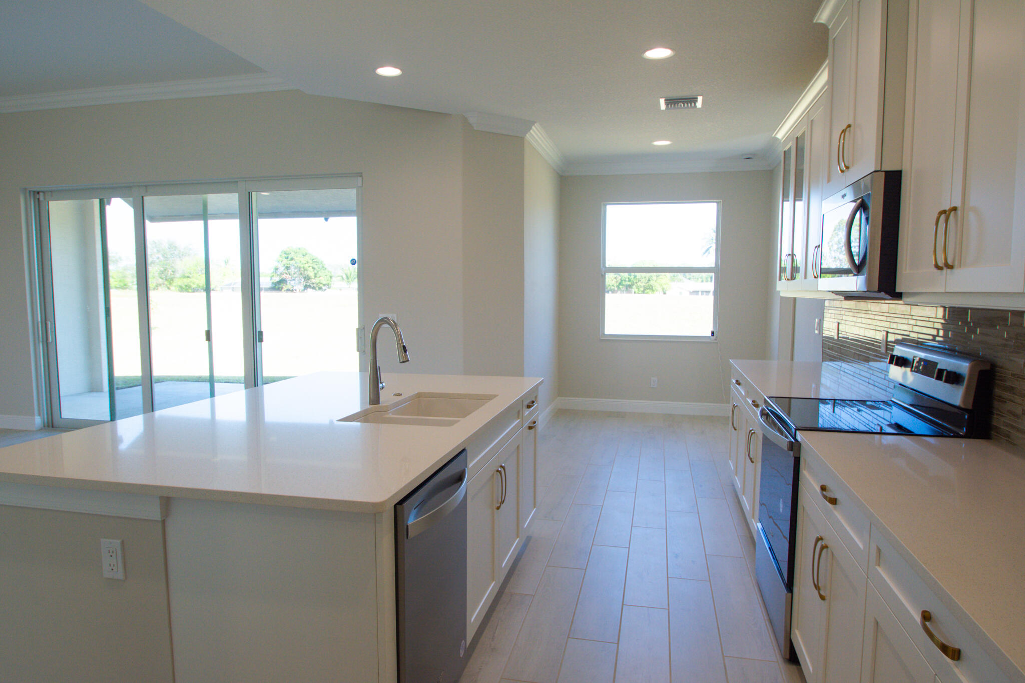 MLS #RX-10932794 image #10