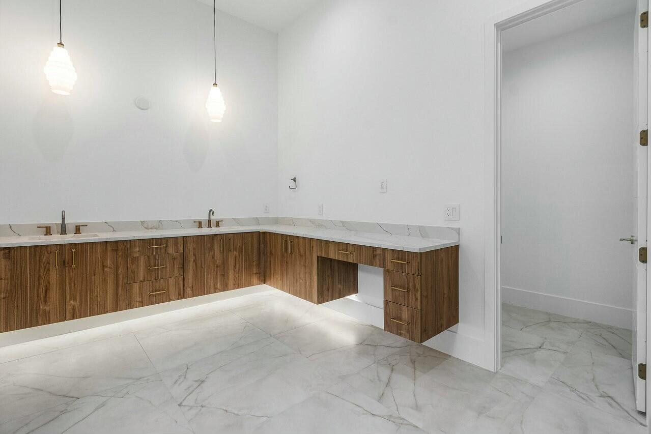 MLS #RX-11047161 image #31