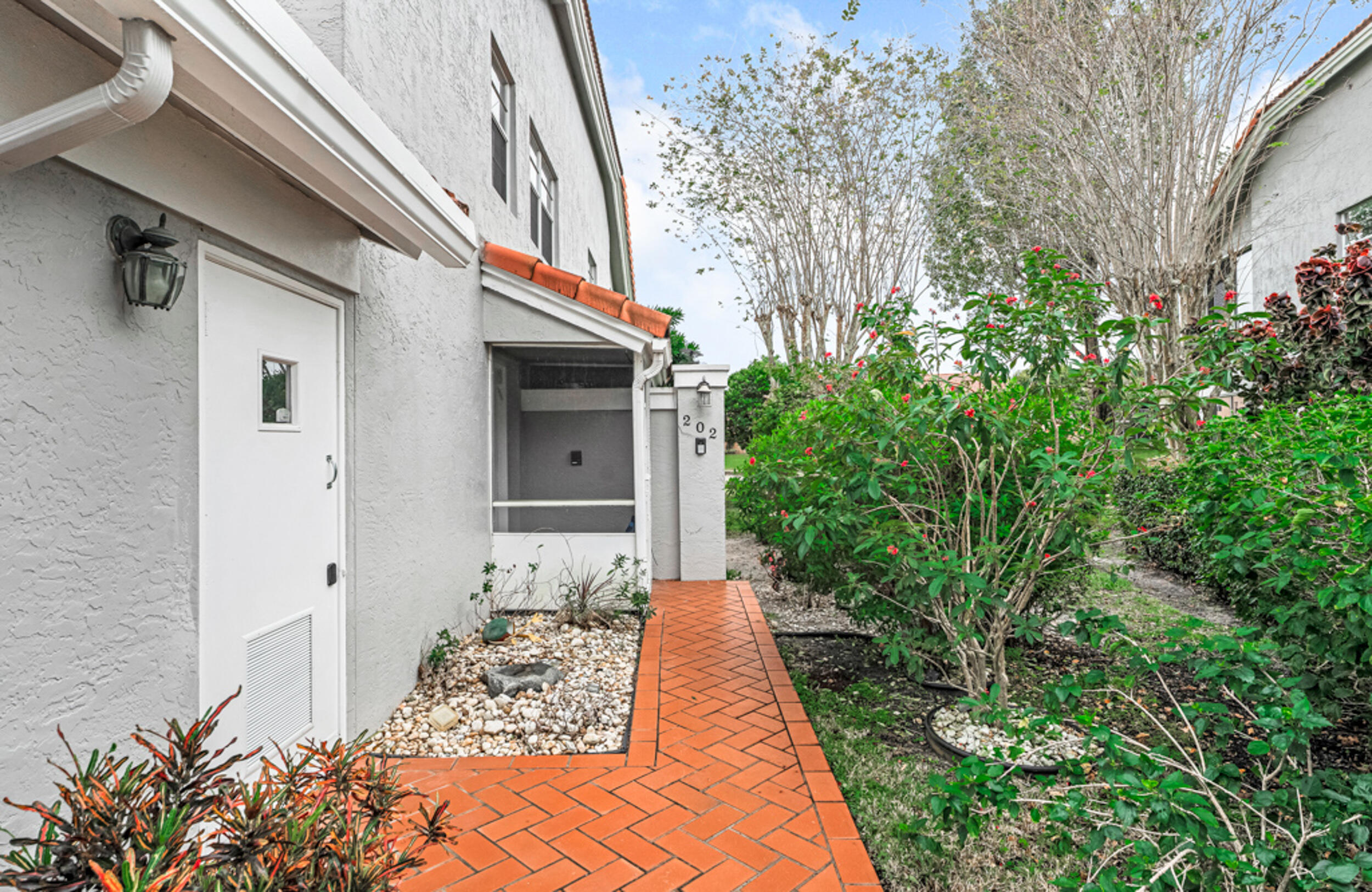 MLS #RX-11051646 image #1