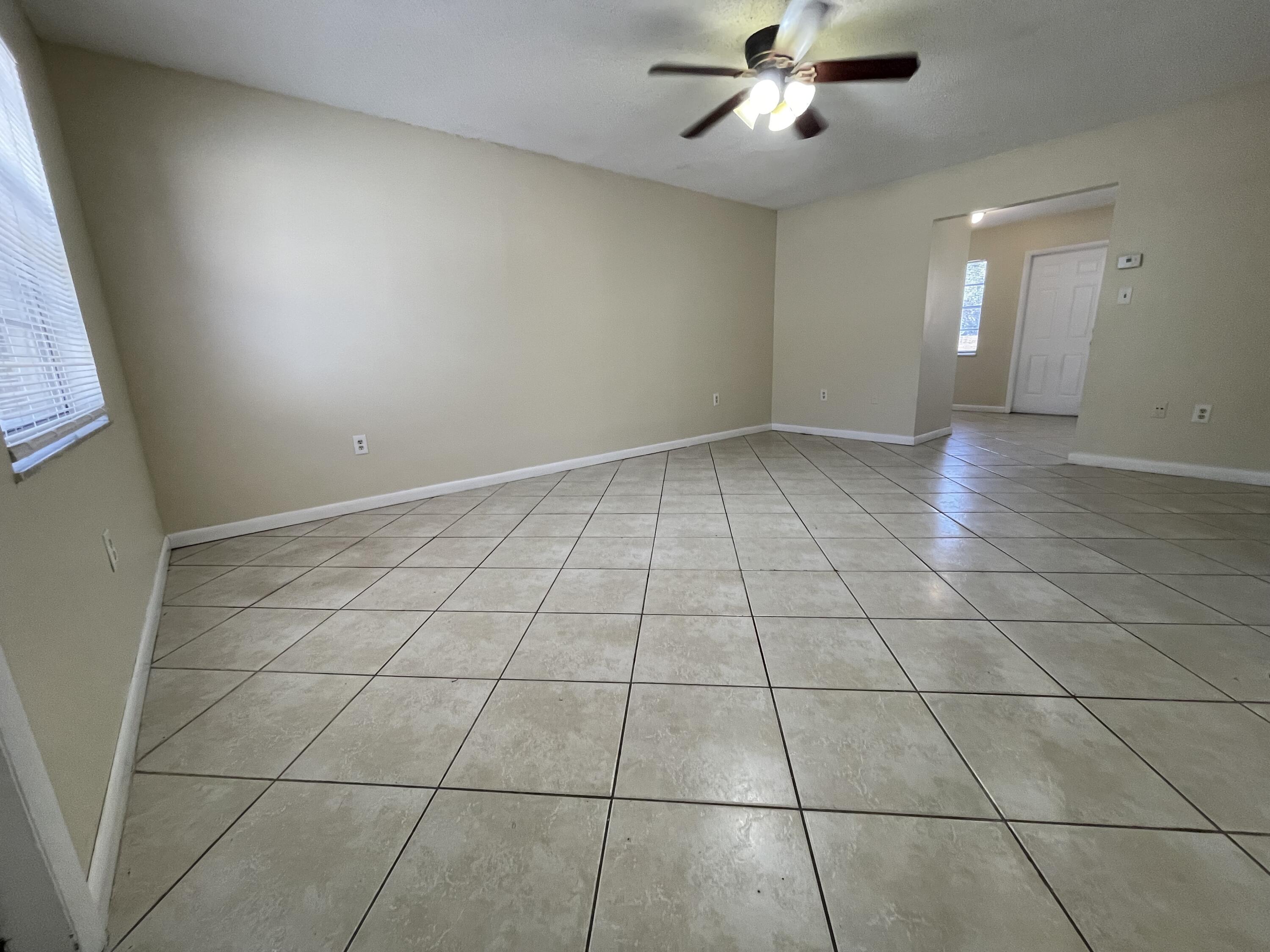 MLS #RX-11062223 image #1