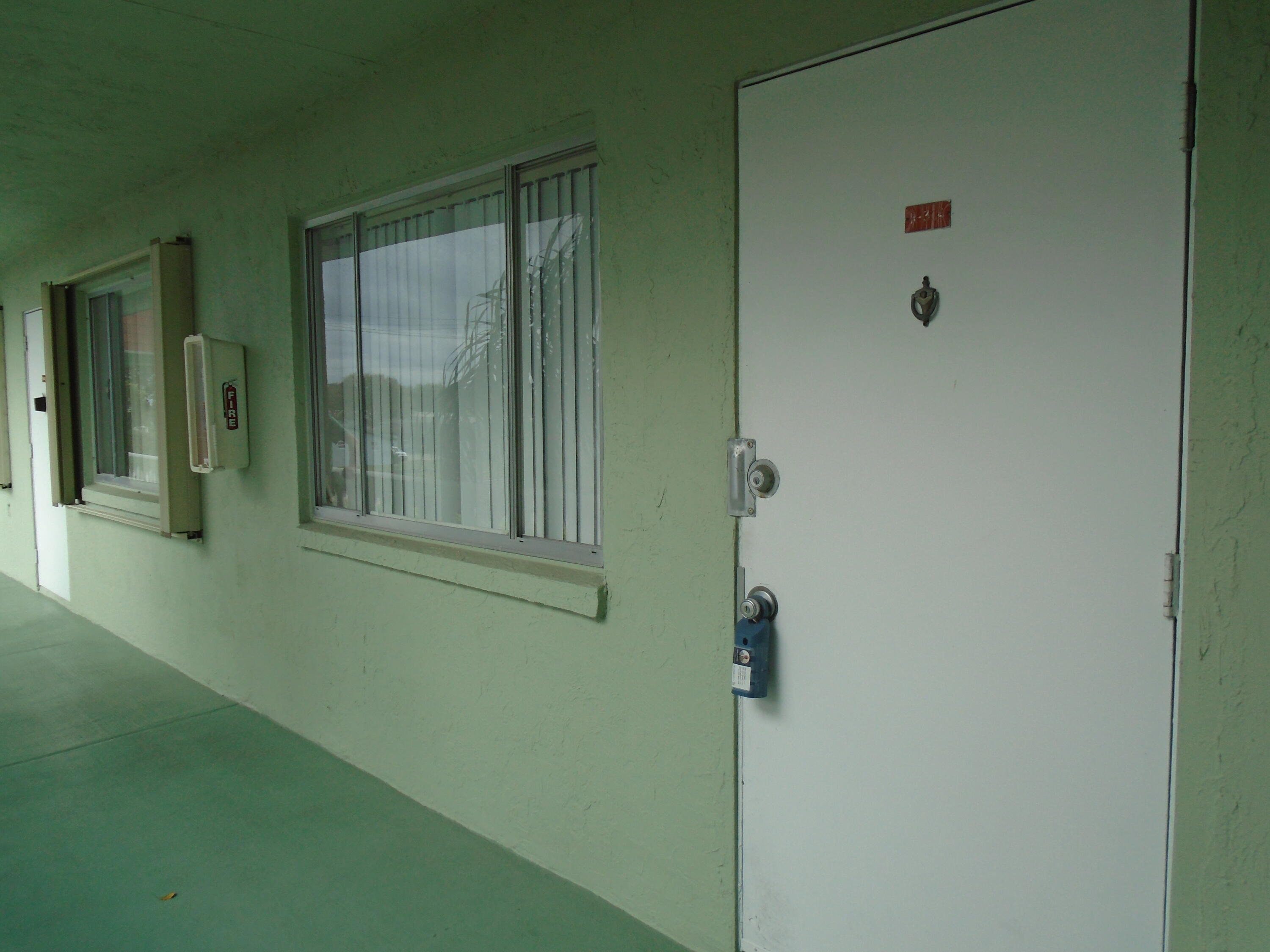 MLS #RX-11064038 img 0