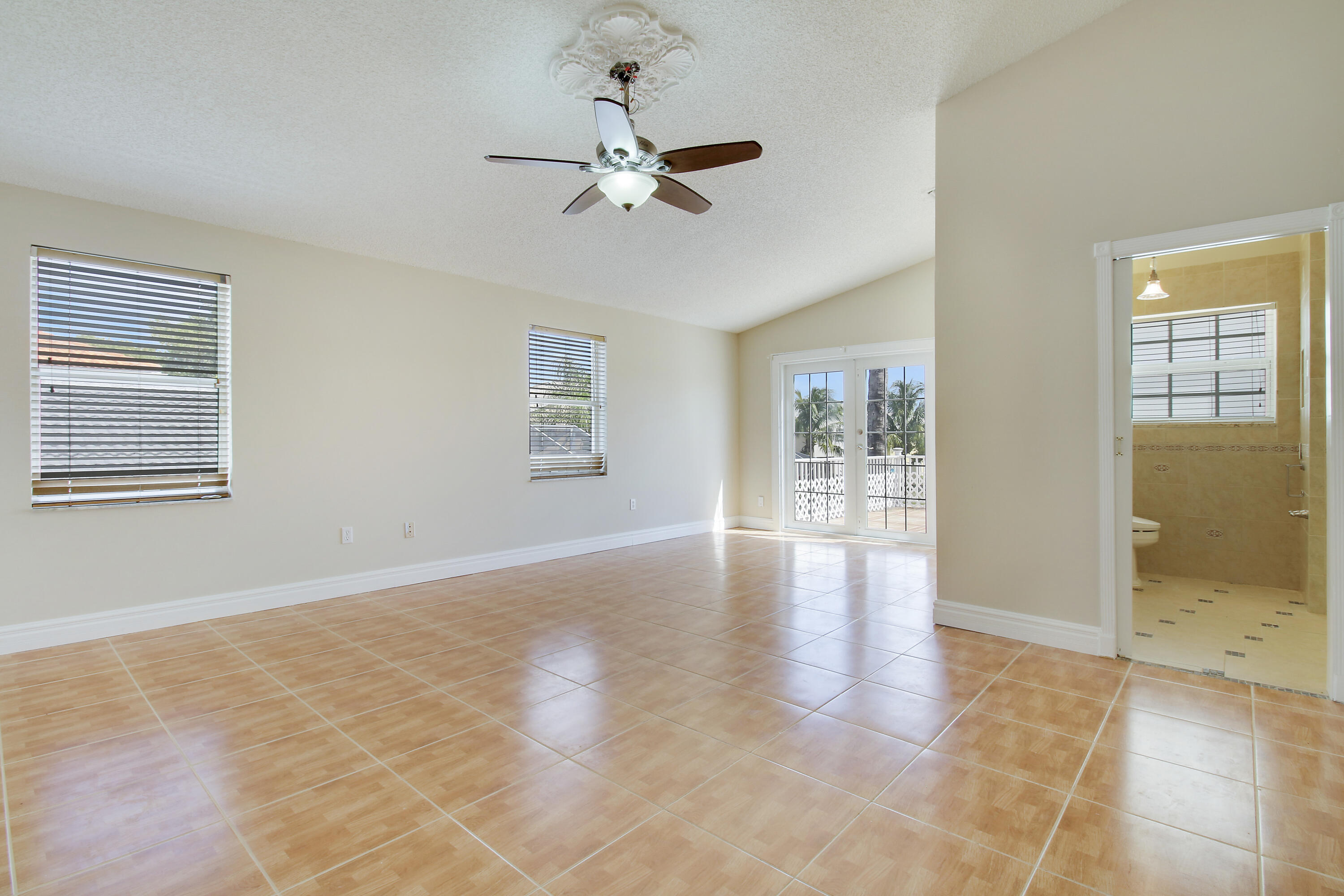 MLS #RX-11068583 image #59
