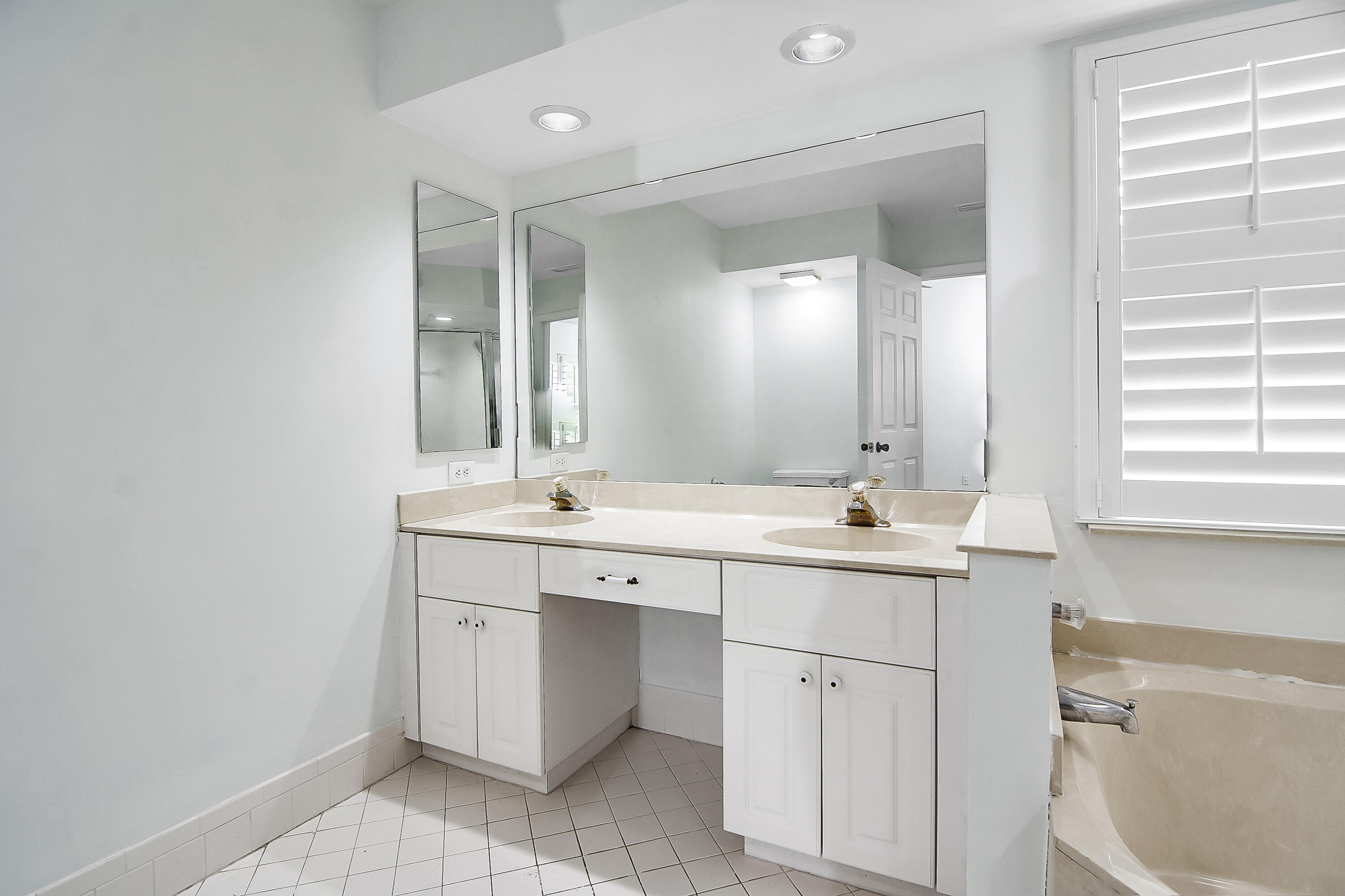 MLS #RX-11068660 image #14