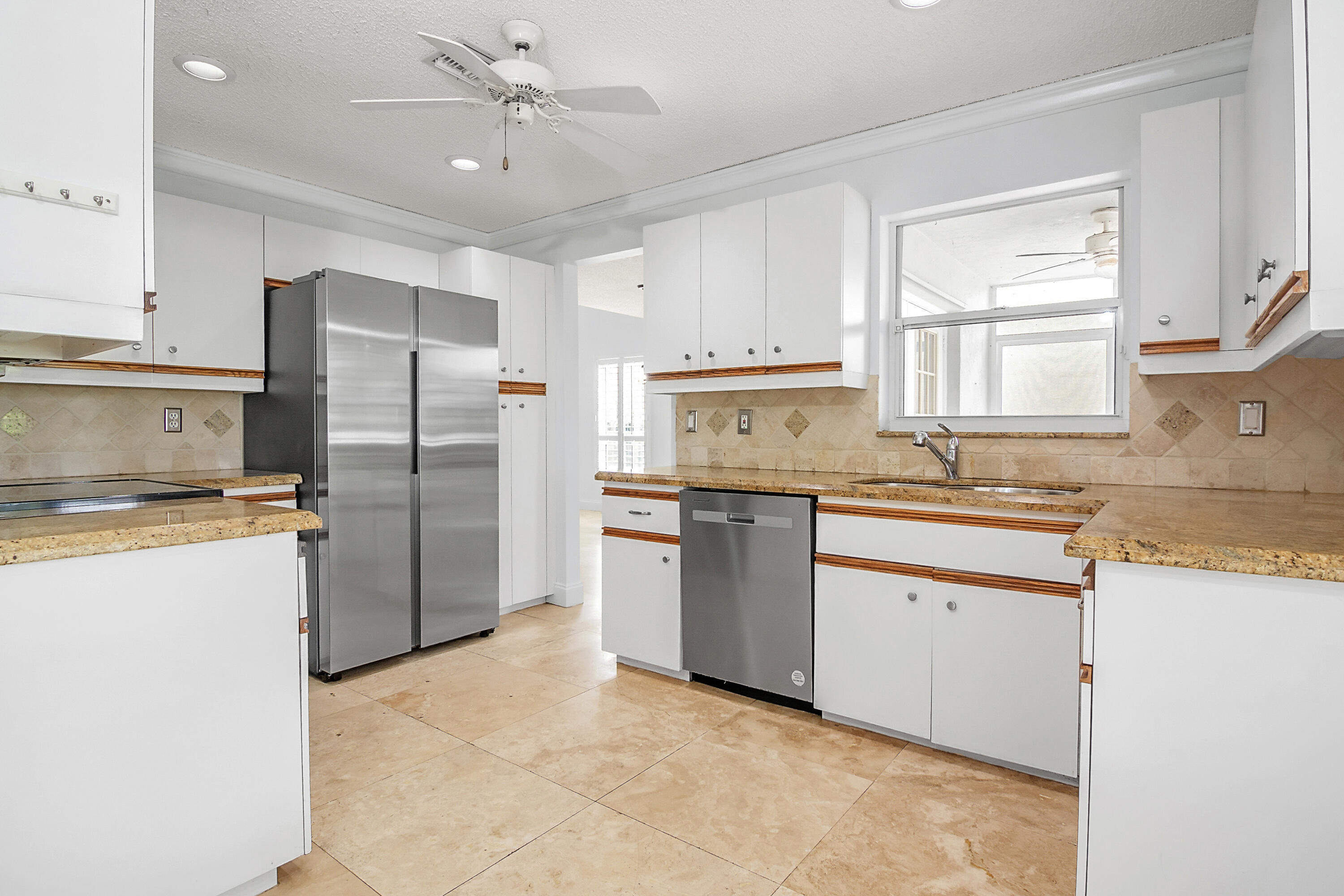 MLS #RX-11068660 image #9