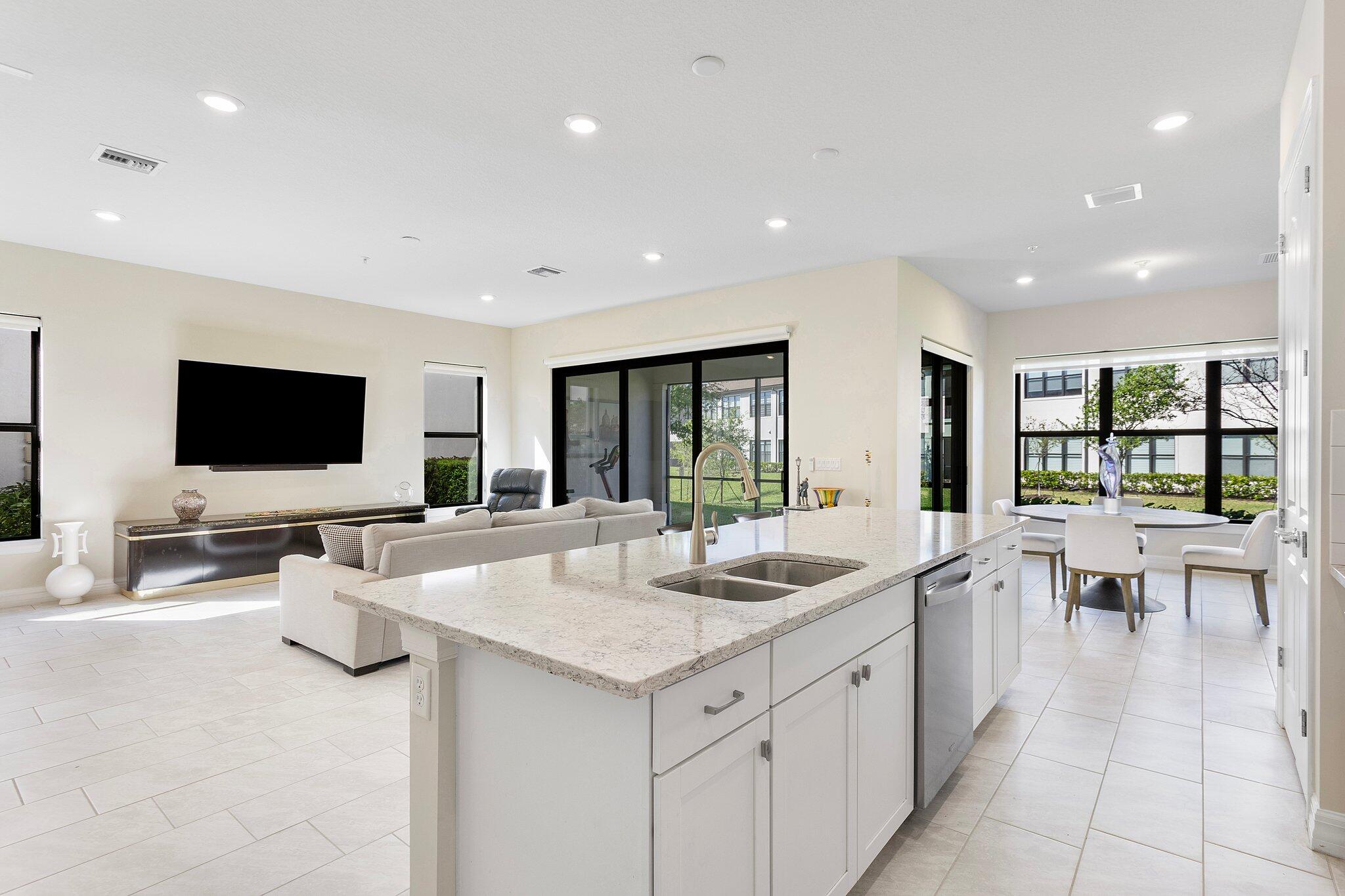 MLS #RX-11069878 image #4