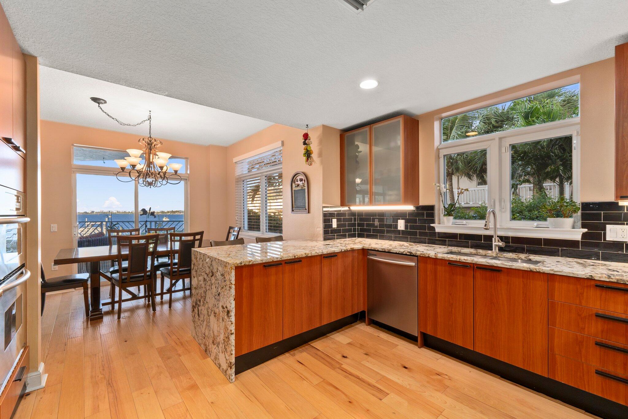 MLS #RX-11071677 image #16