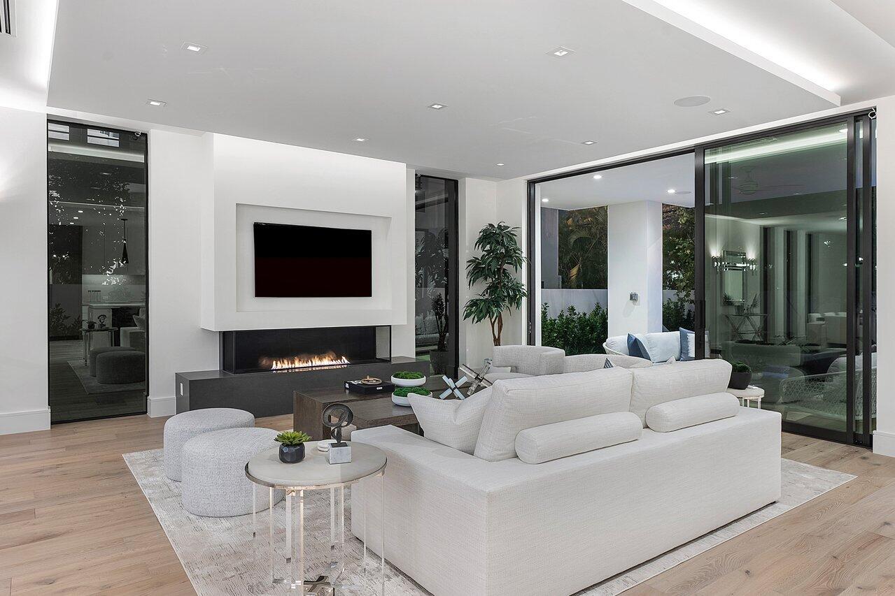 MLS #RX-11073303 image #8