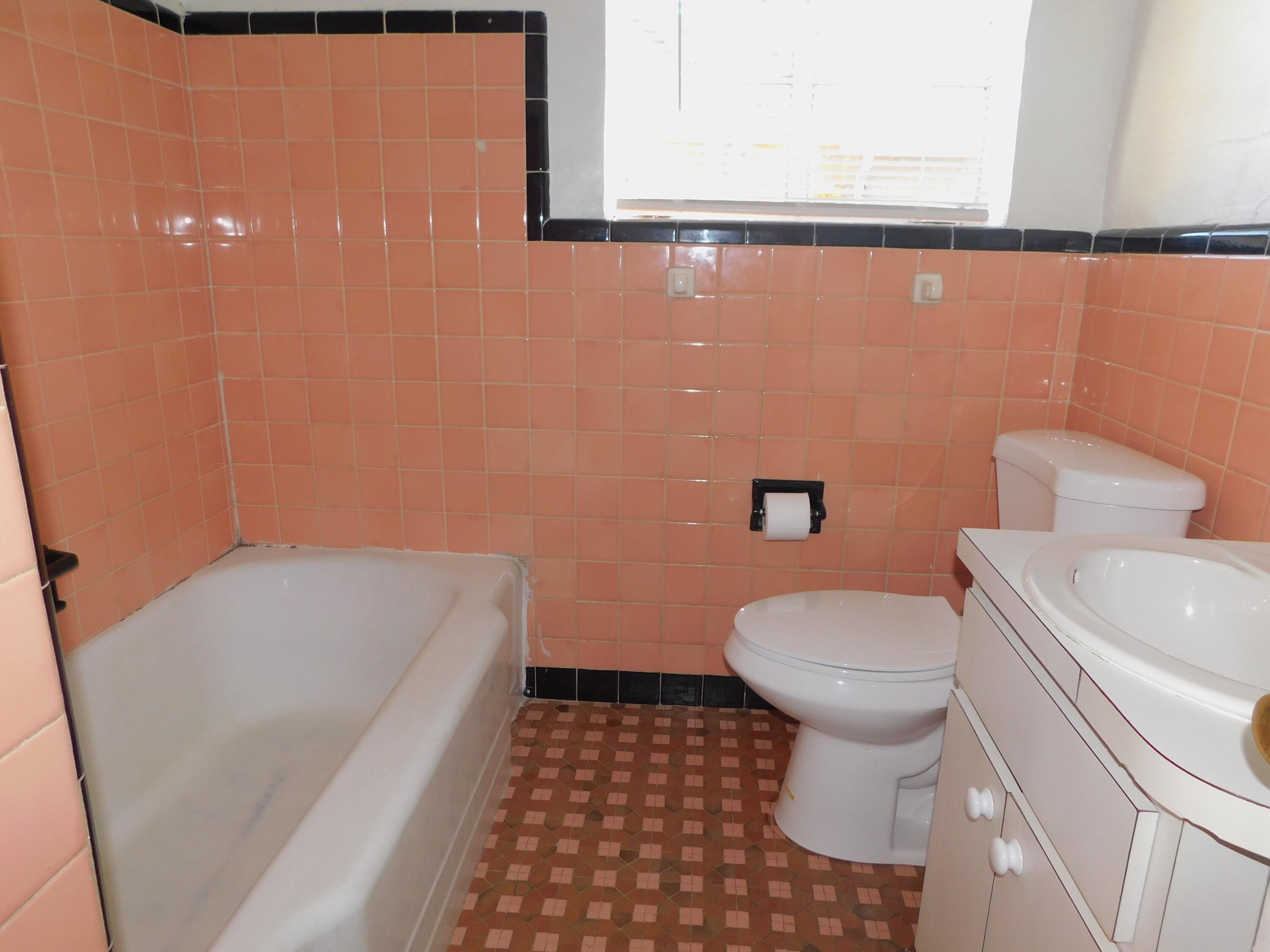 MLS #RX-11073486 img 0