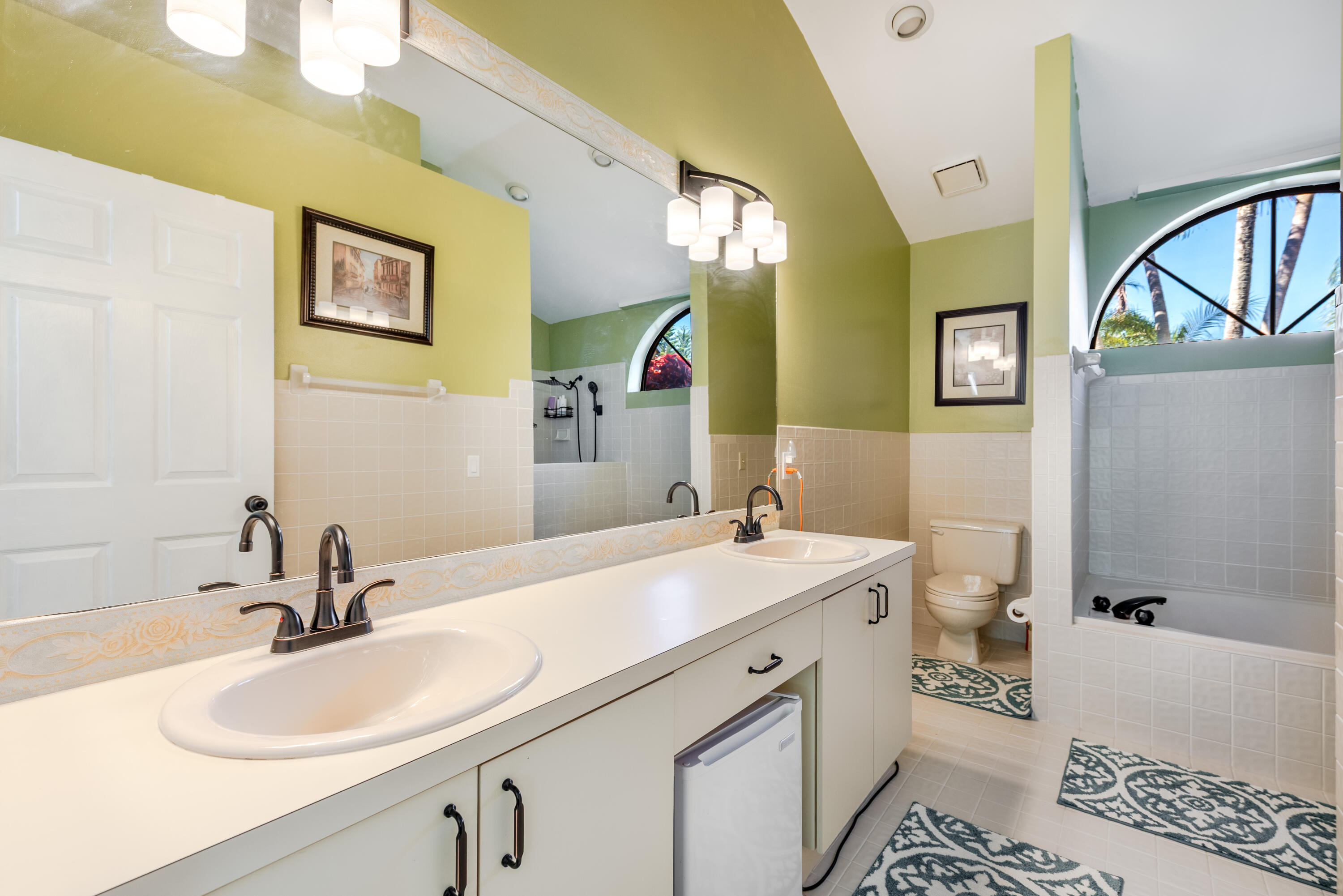 MLS #RX-11073582 image #16