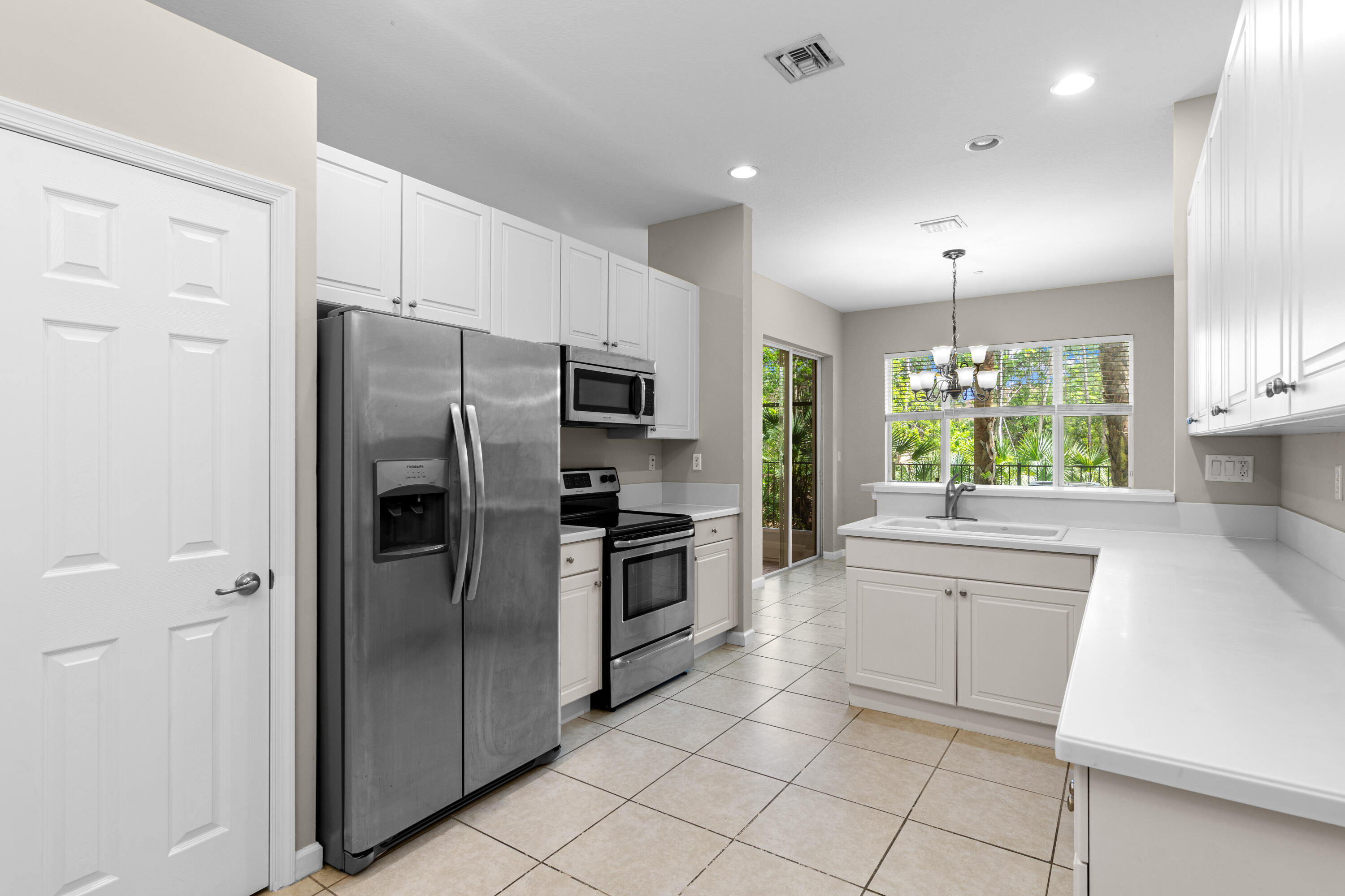 MLS #RX-11077588 image #5