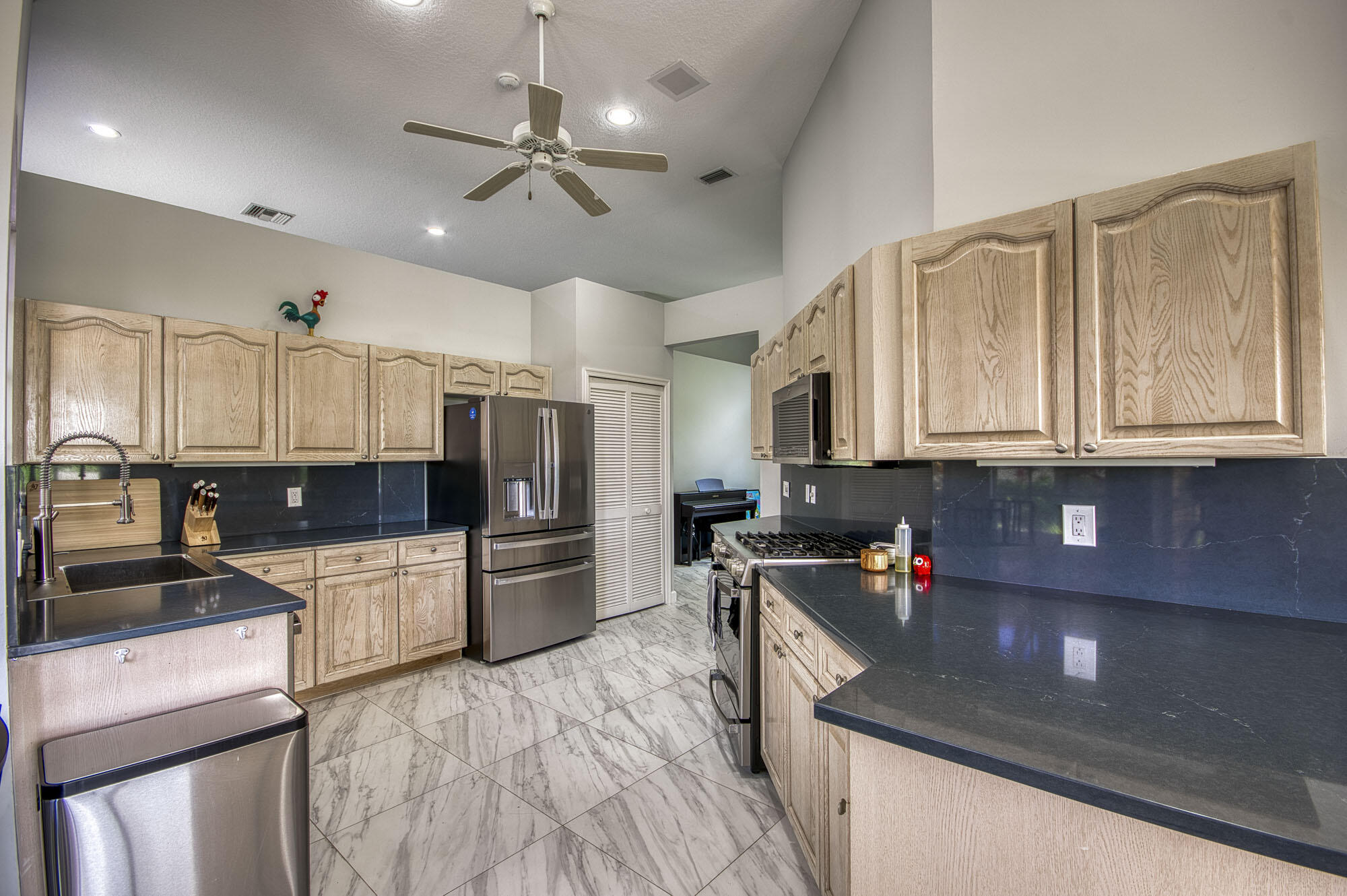 MLS #RX-11079931 image #13