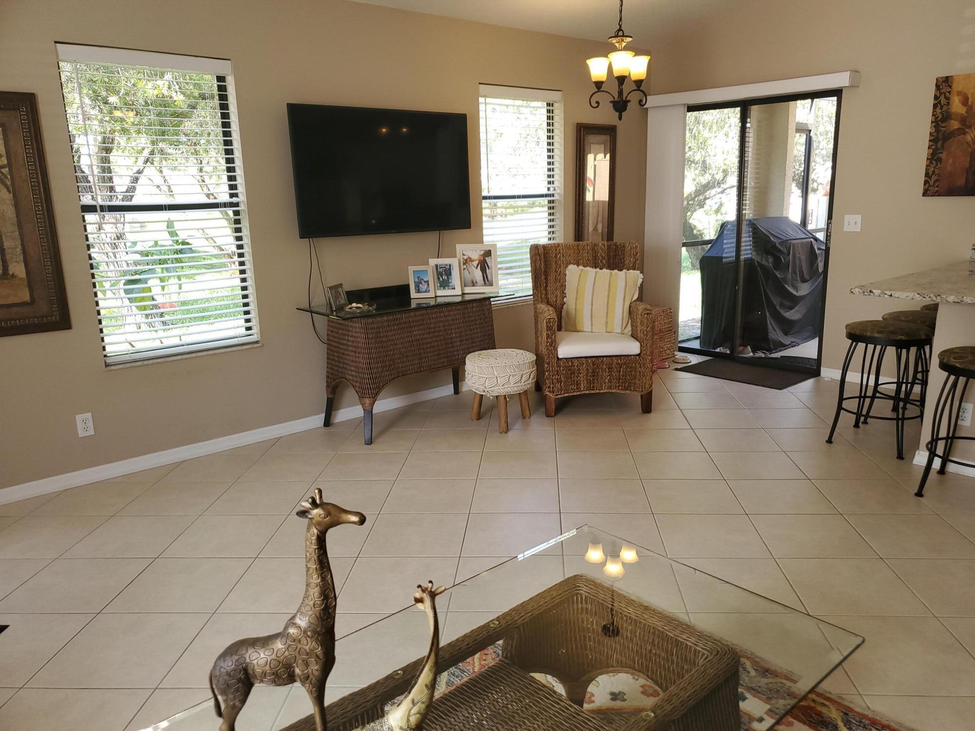 MLS #RX-10704968 image #6