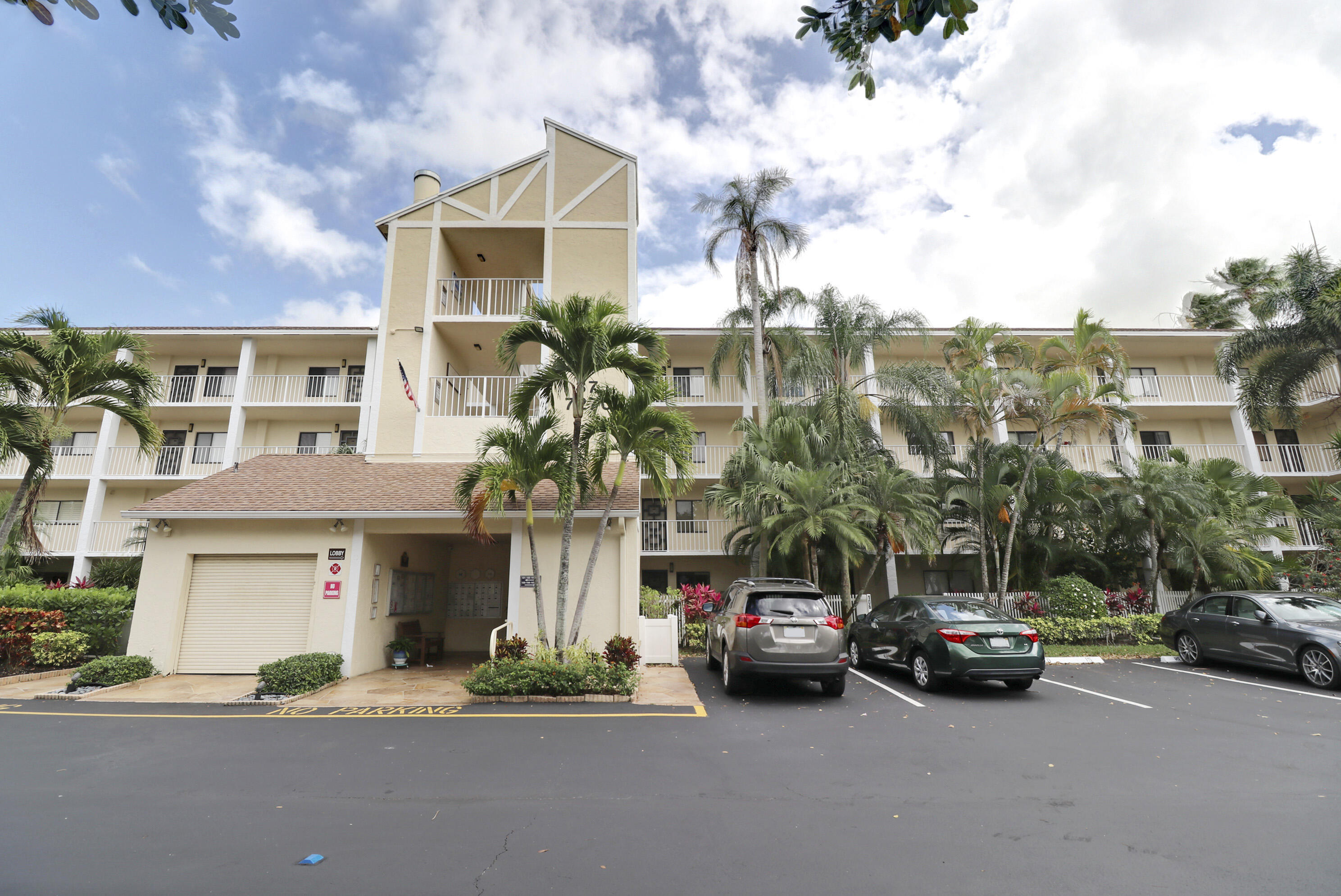 MLS #RX-11080883 img 0