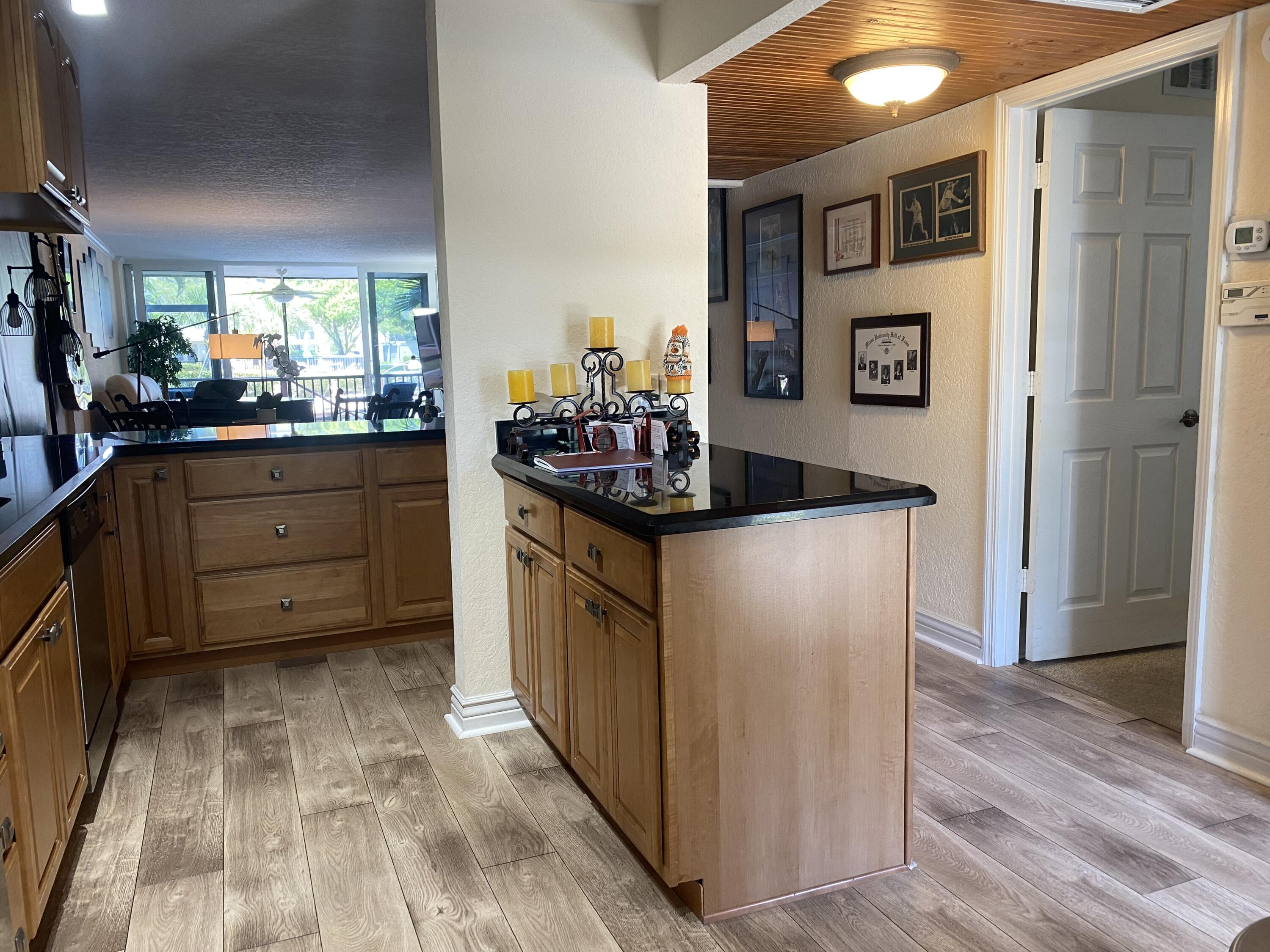 MLS #RX-10333094 image #26