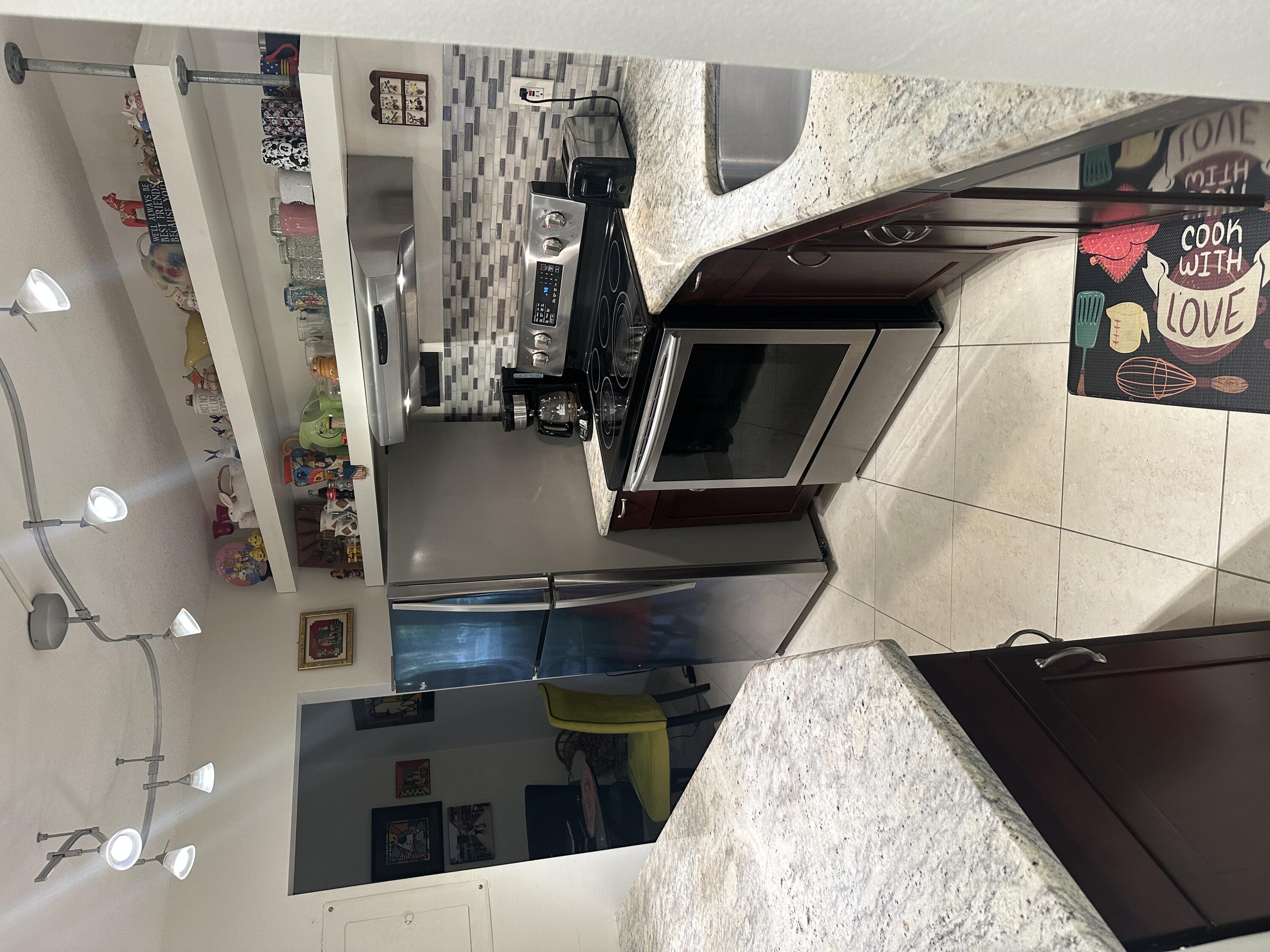 MLS #RX-11083120 img 0