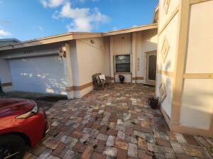MLS #RX-11084380 img 0