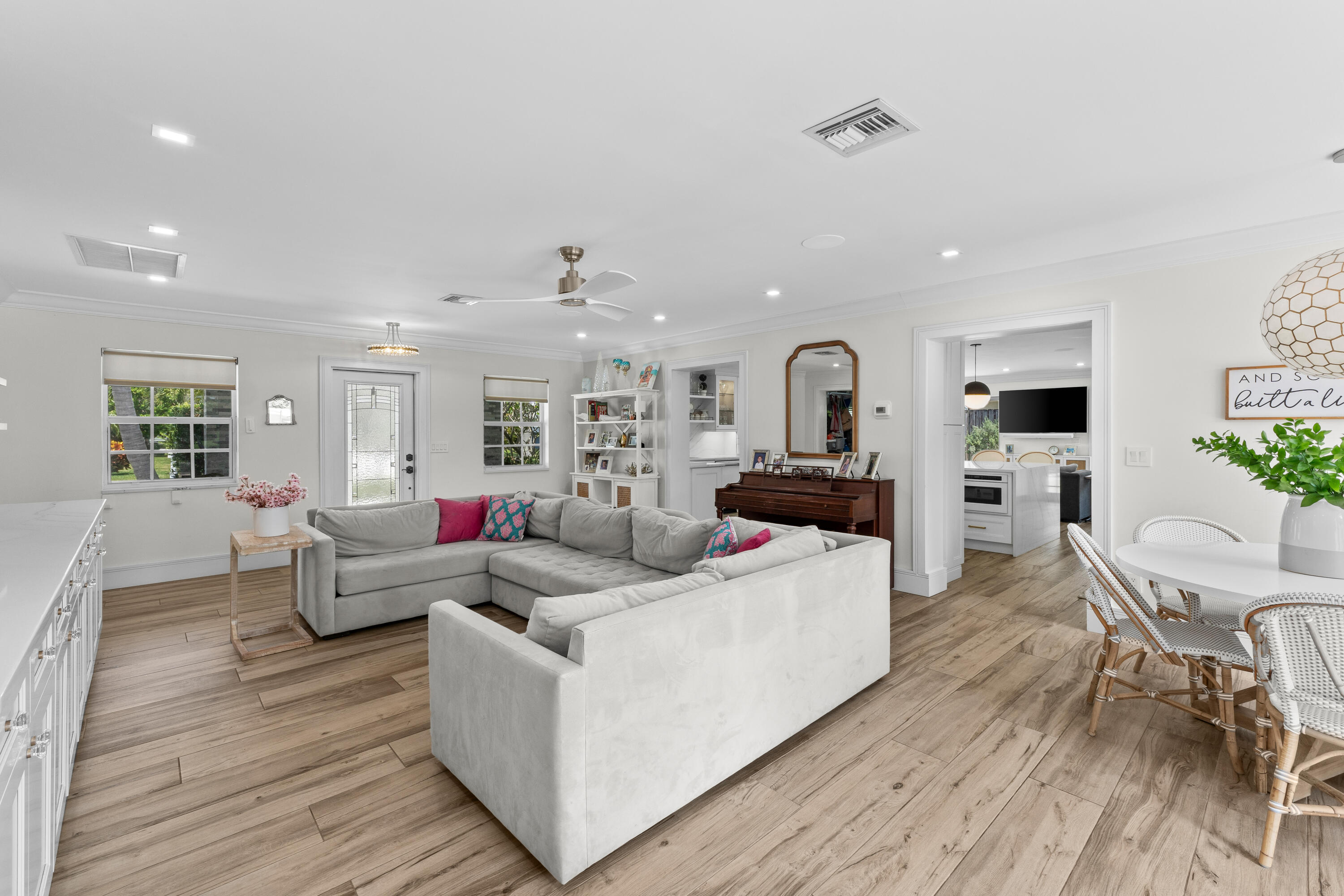 MLS #RX-11085093 image #3