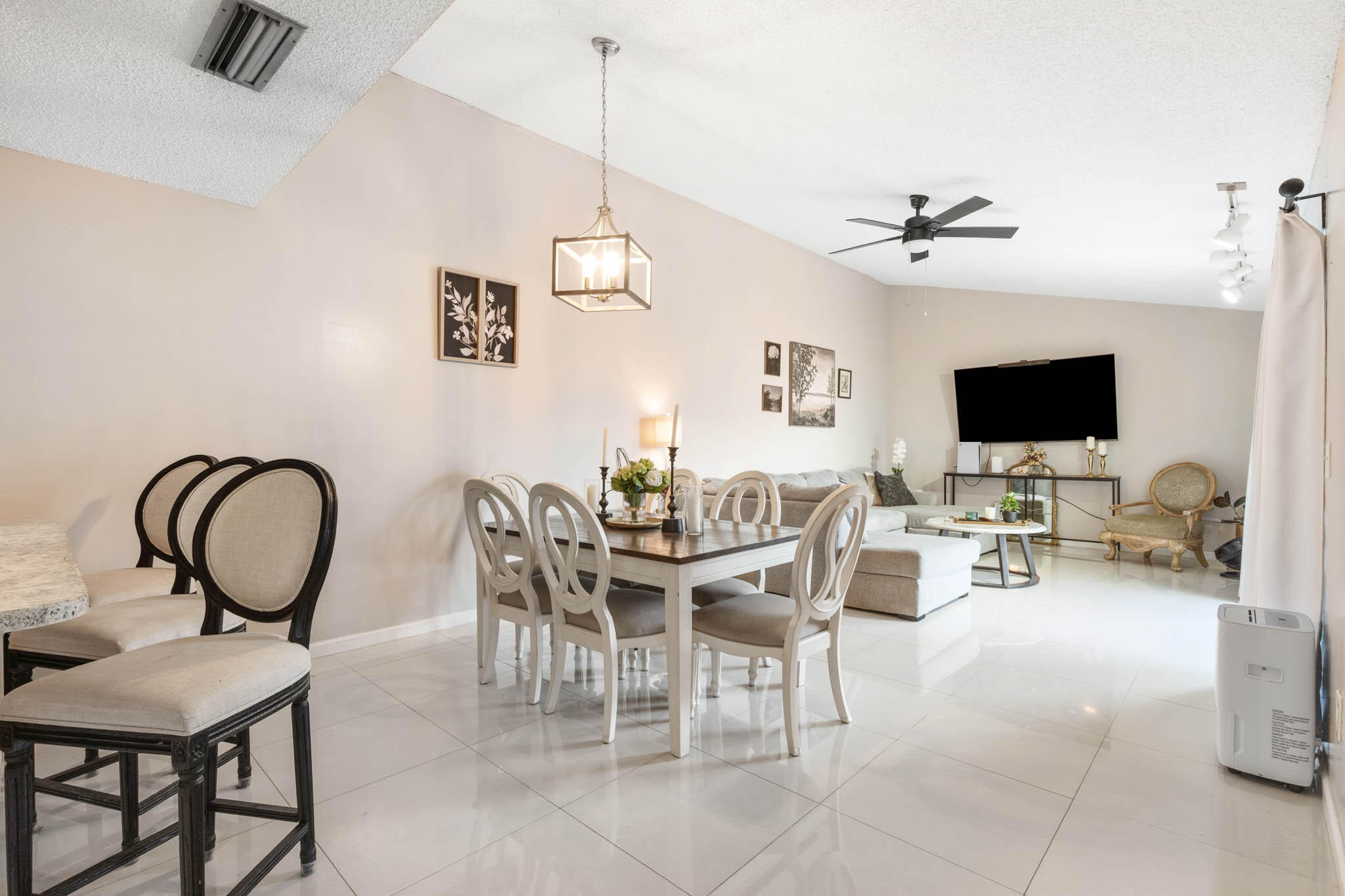 MLS #RX-11085557 image #4