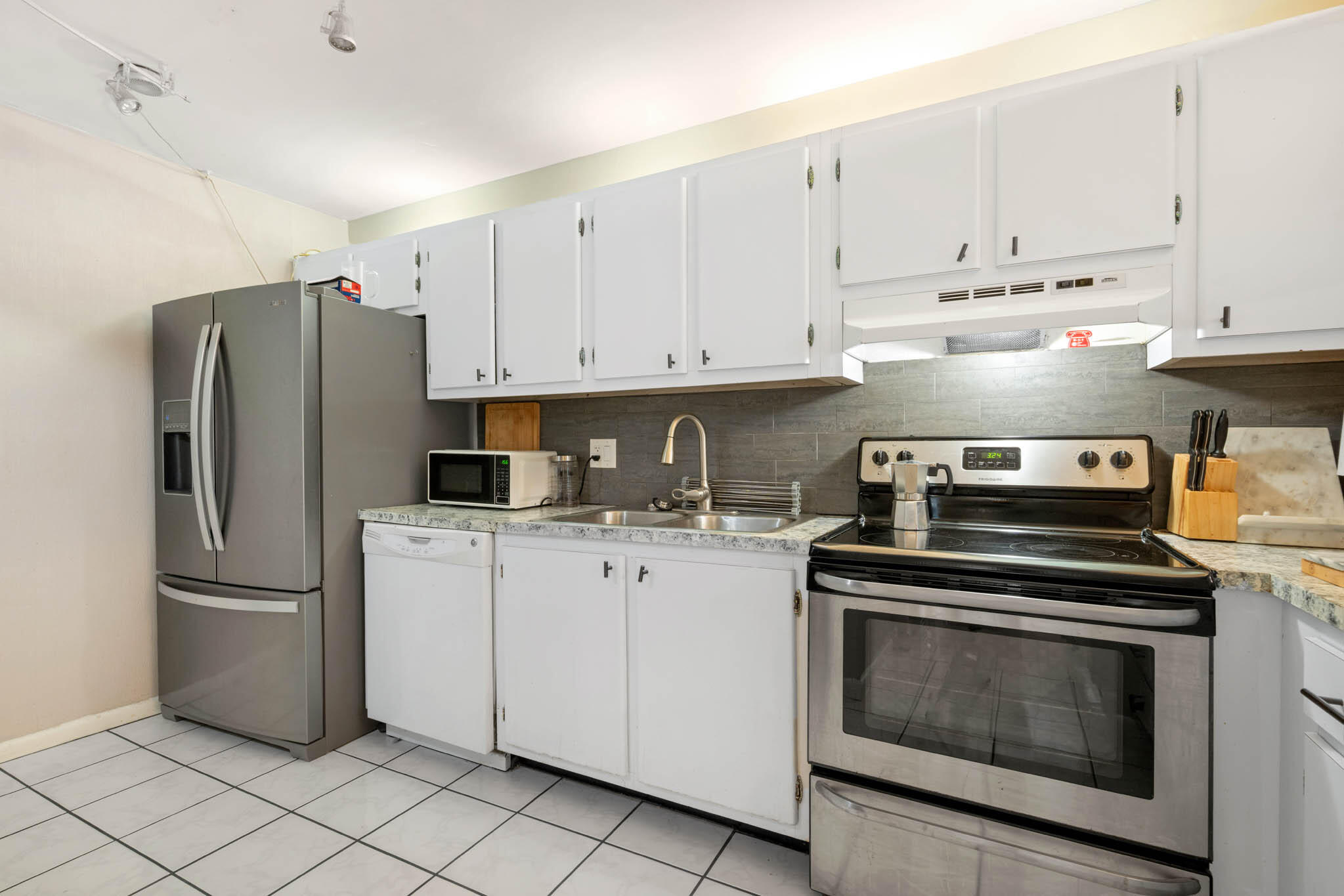 MLS #RX-11085557 image #9