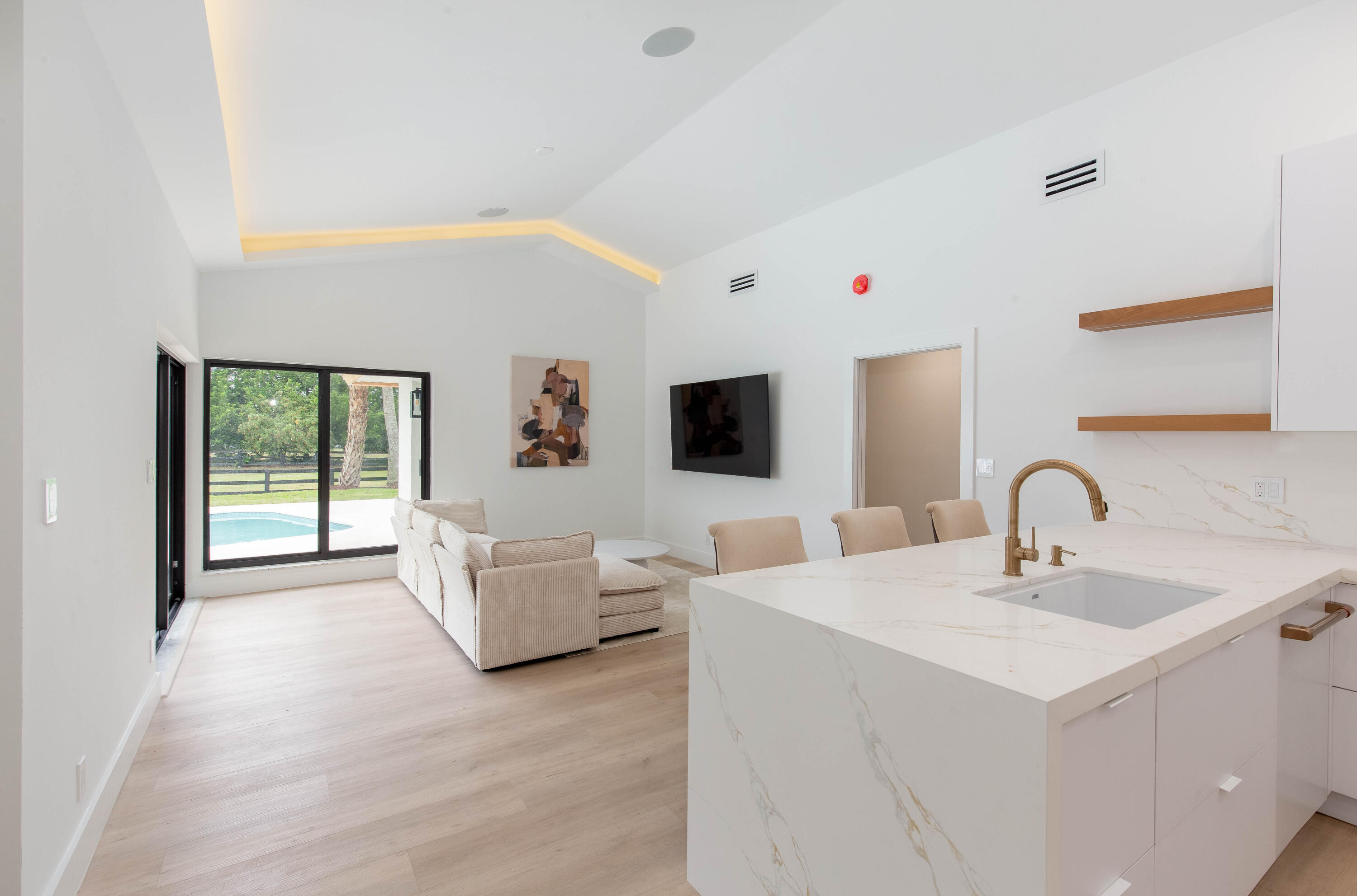 MLS #RX-11086133 image #5