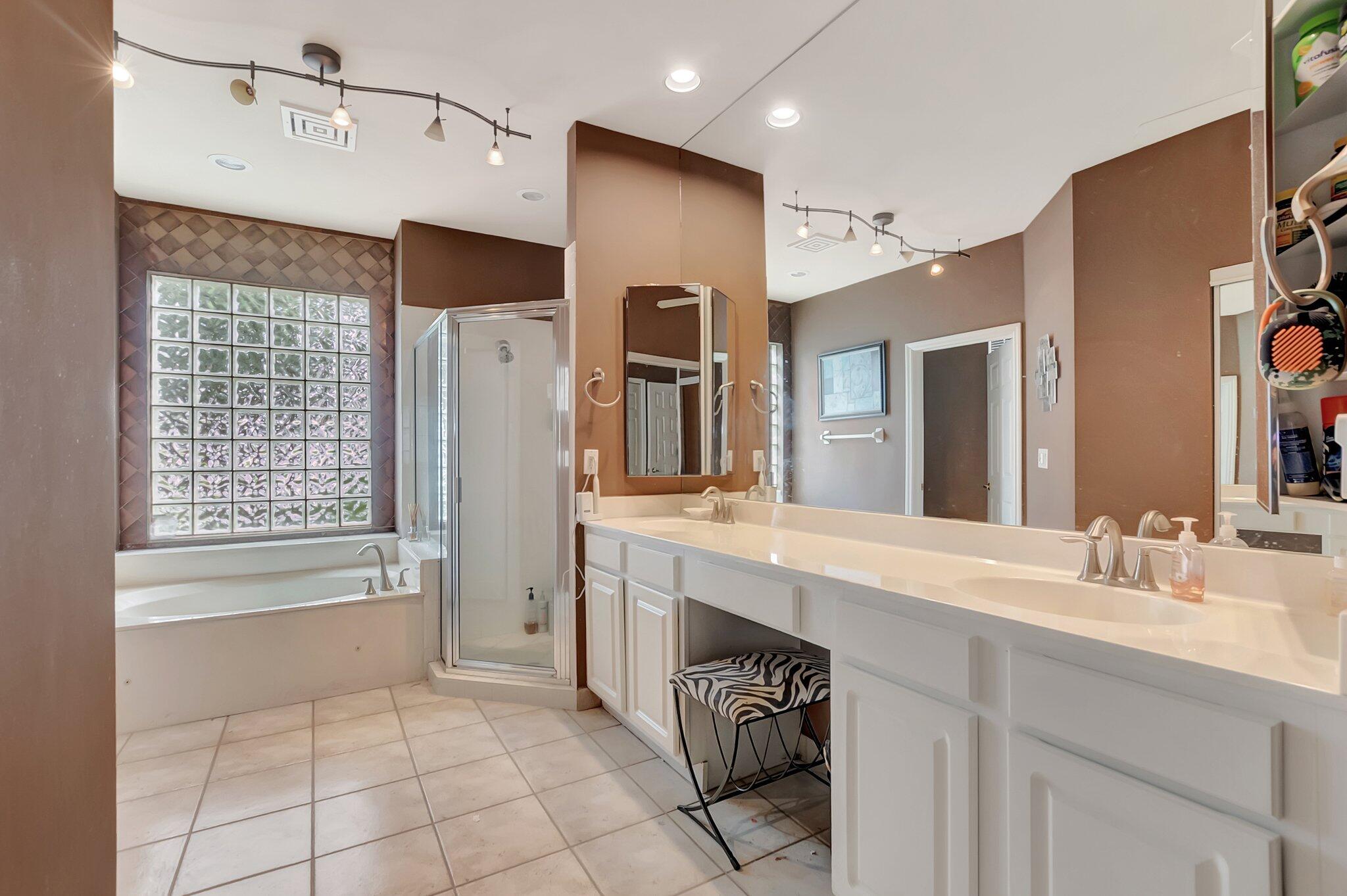 MLS #RX-11087787 image #11