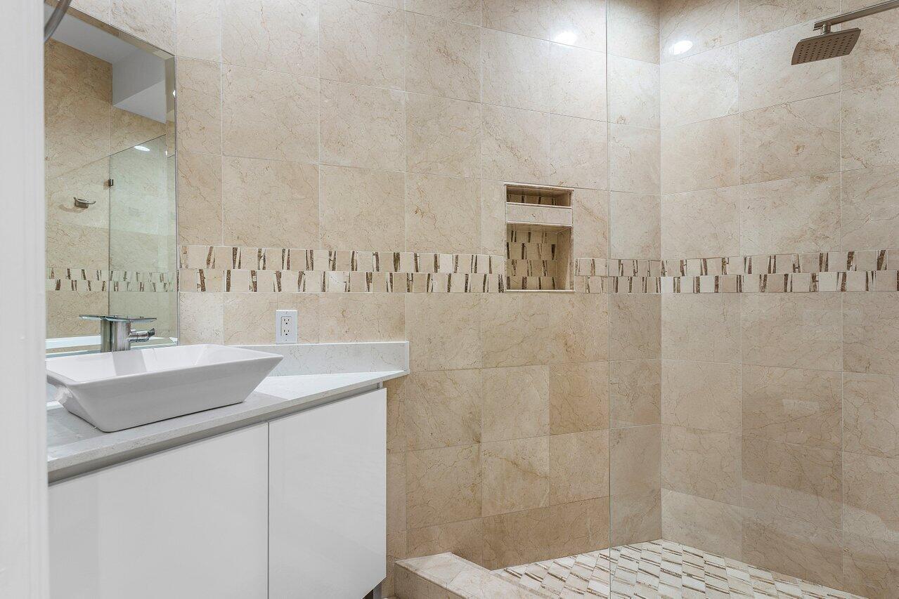 MLS #RX-11017687 image #37