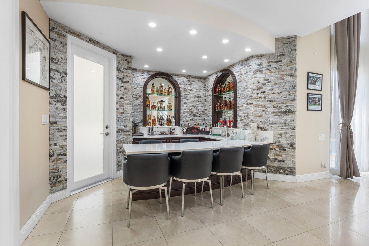 MLS #RX-11017687 image #6